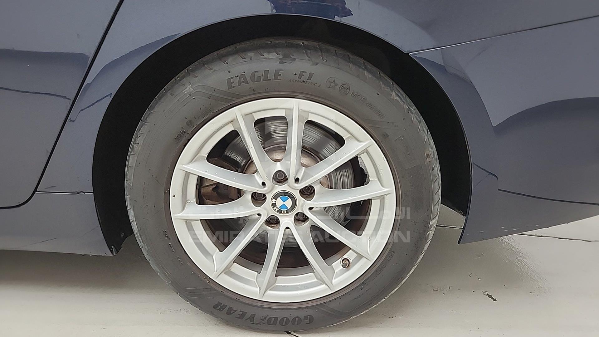 2020 BMW 520 VIN: WBAJL1A04LBM40390