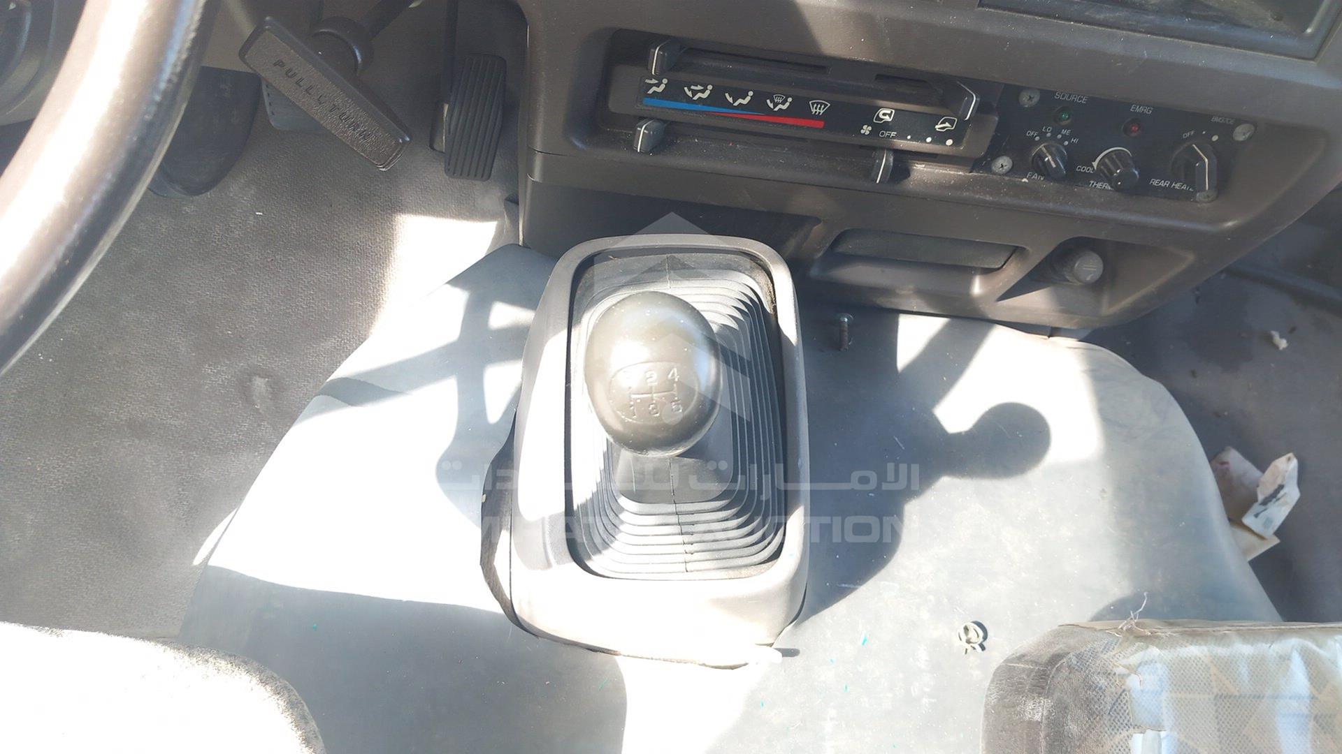 2013 MITSUBISHI ROSA VIN: JL5B3J6P9DRL10185