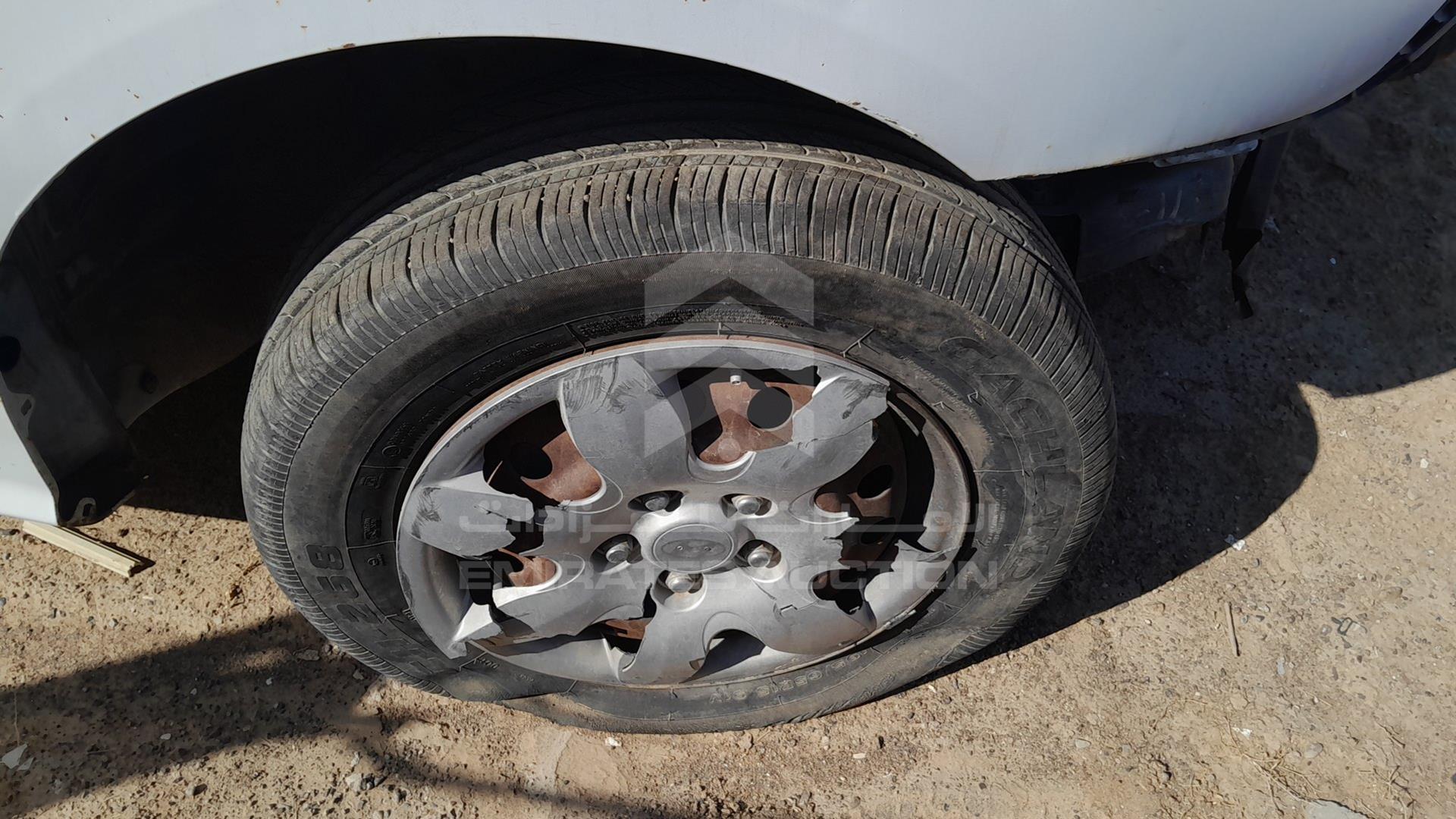 2008 HYUNDAI ELANTRA VIN: KMHDT41D98U350969
