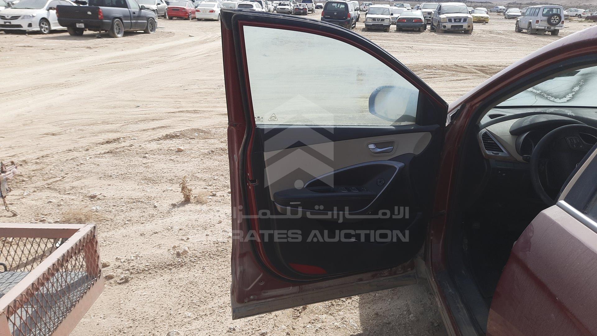 2015 HYUNDAI SANTA FE VIN: KMHSM81EXFU079194