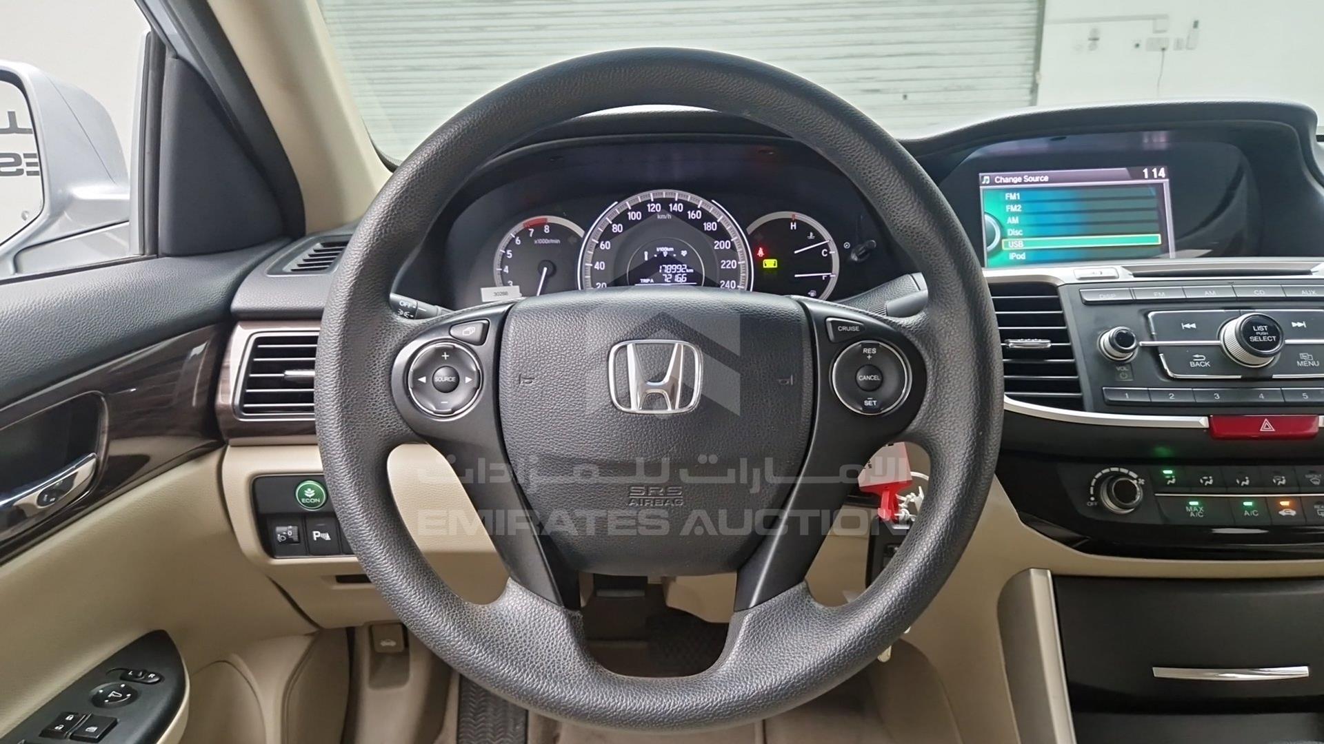 2017 HONDA ACCORD VIN: 1HGCR2613HA606401