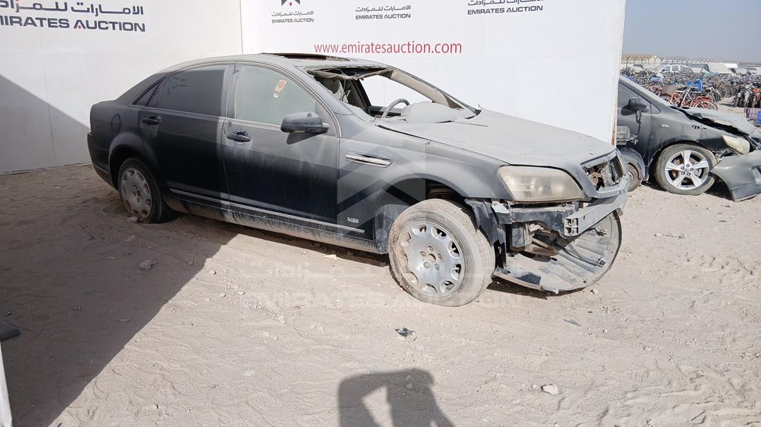2009 Chevrolet Caprice LS — Front Right Angle — Photo 9