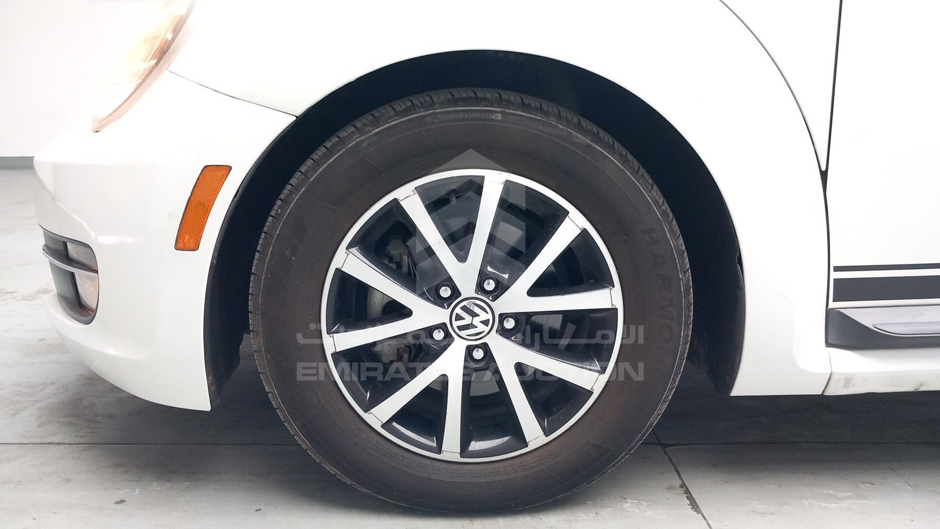 2015 VOLKSWAGEN BEETLE VIN: 3VWF17AT8FM619358