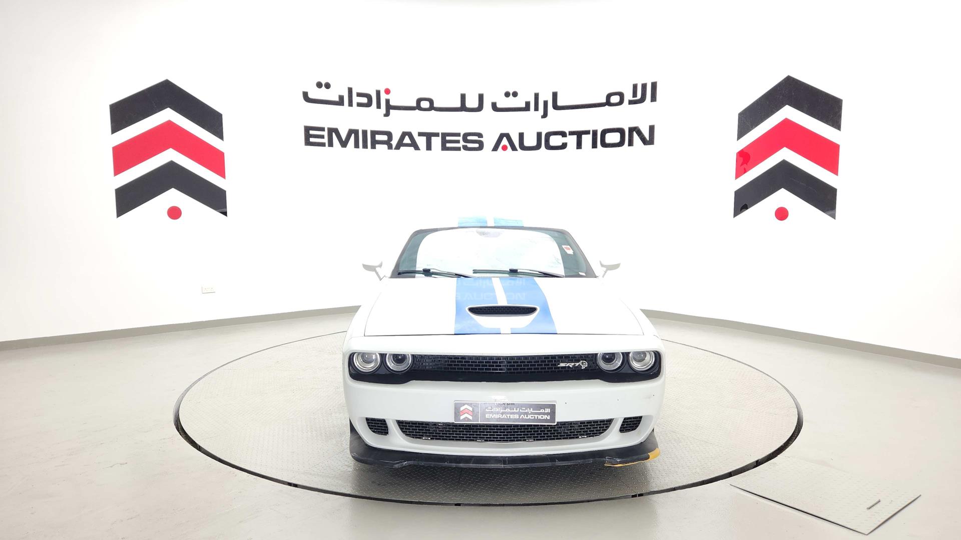 2018 DODGE CHALLENGER VIN: 2C3CDZBT2JH182900