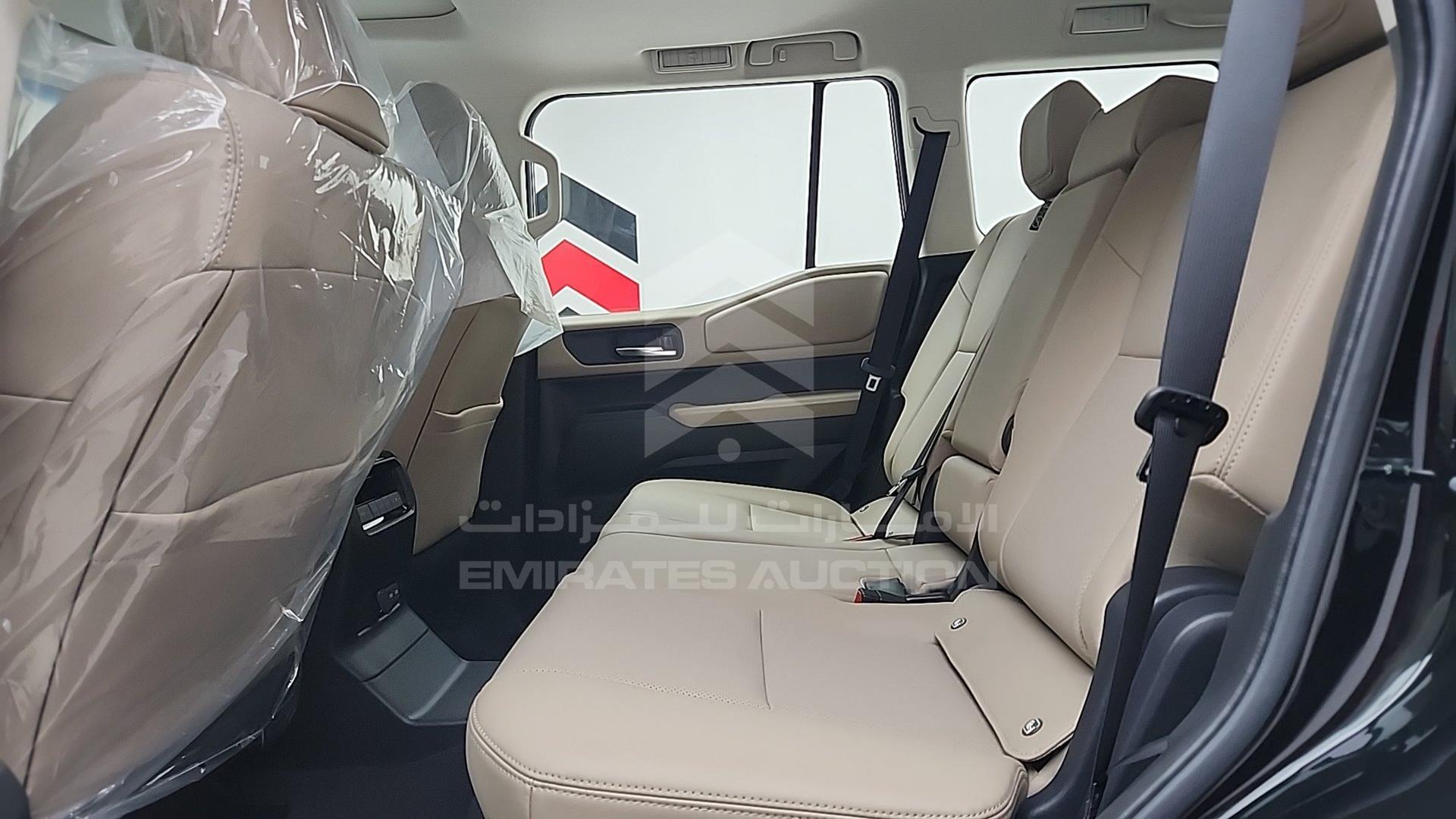 2024 TOYOTA PRADO VIN: JTEAACAJ4RK005516