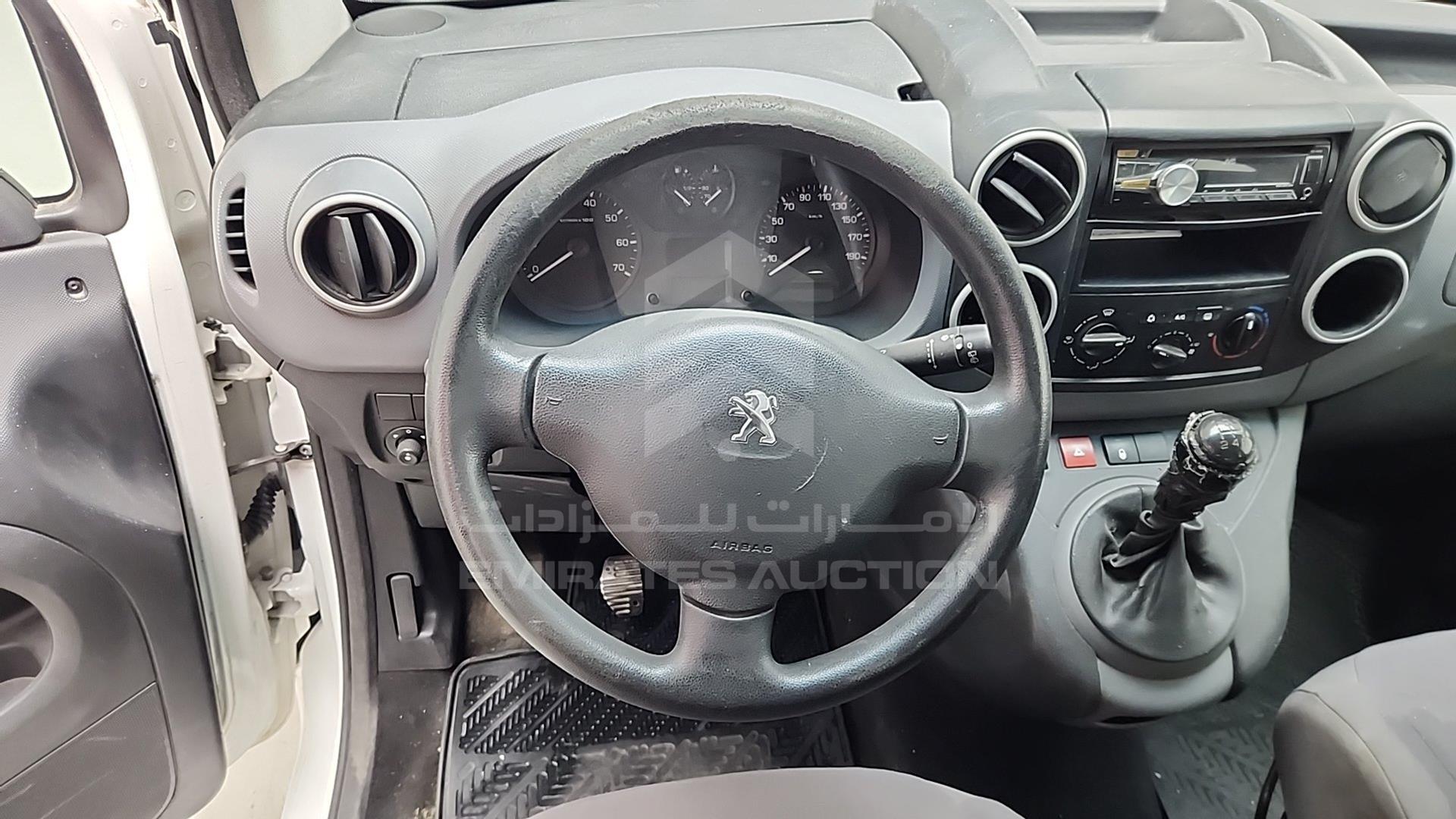 2015 PEUGEOT PARTNER VIN: VF37JNFU5FJ510288