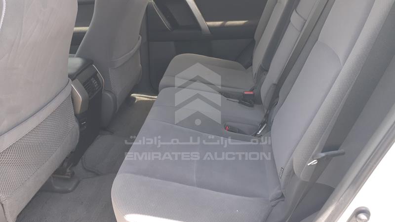 JTEBX9FJ7DK110252 Auction: EmiratesAuction Lot: 409139 JTEBX9FJ7DK110252 Toyota Land Cruiser Prado 2013 WHITE Photo 21