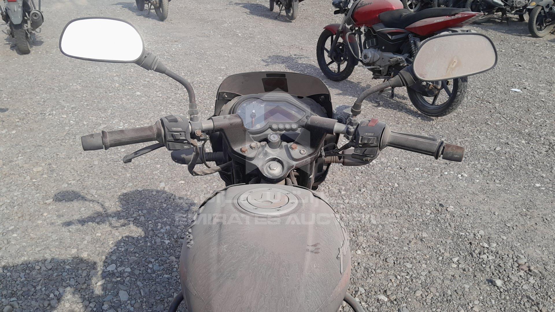 2015 BAJAJ PULSAR 150 VIN: MD2A11CZ8FWH40495