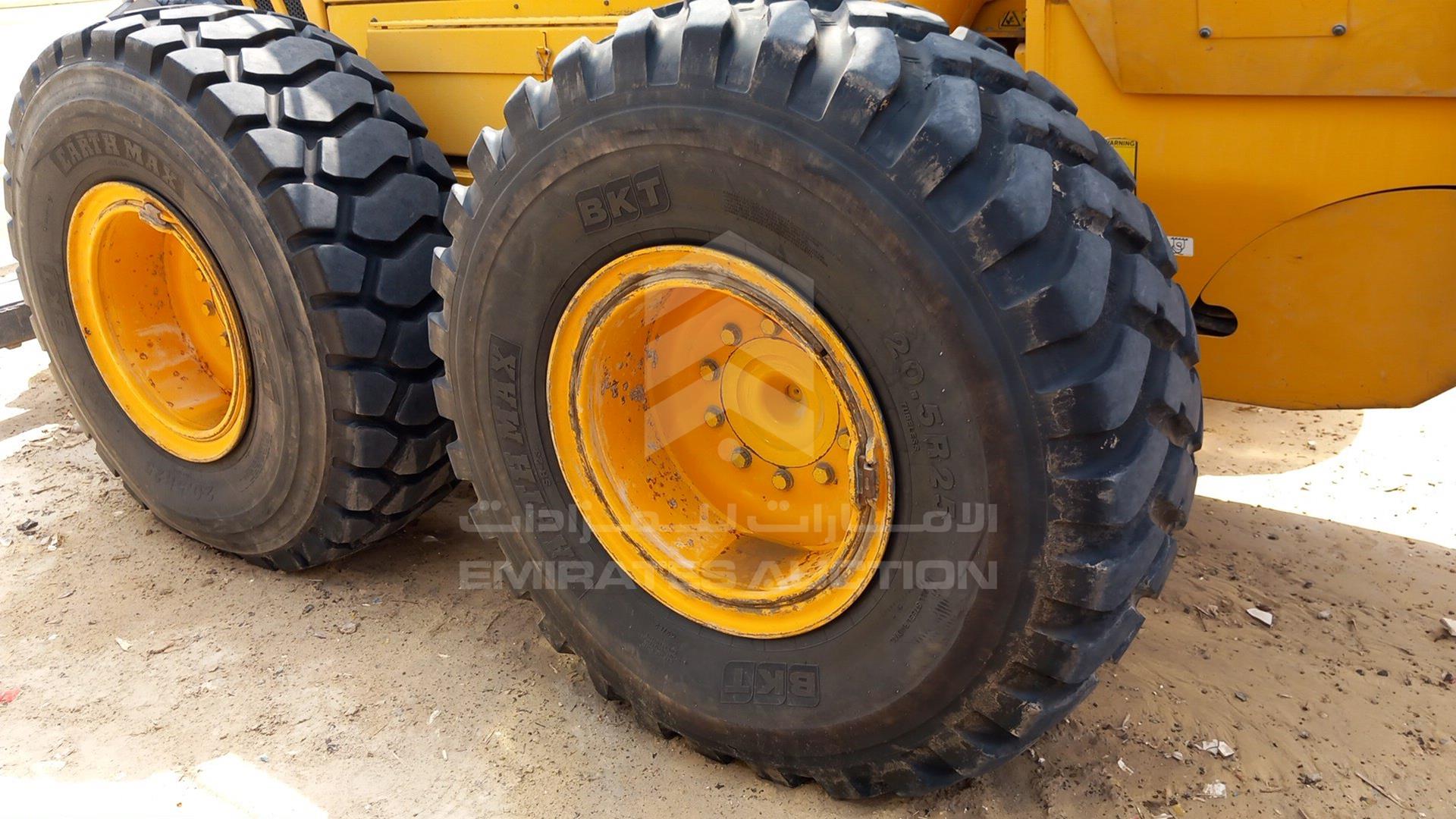 2015 VOLVO G990 VIN: UCE0G990LF0508182