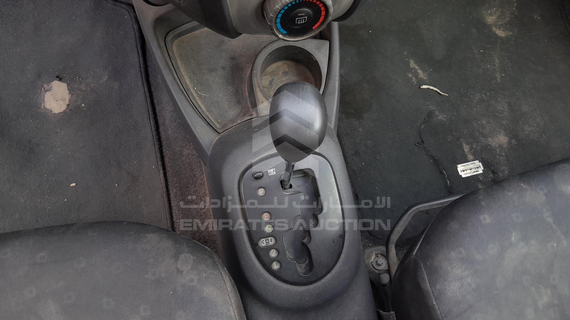 2008 TOYOTA YARIS VIN: JTDKW923585114707