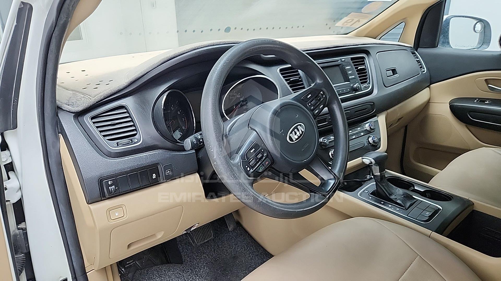 2018 KIA CARNIVAL VIN: KNAMB8120J6412148
