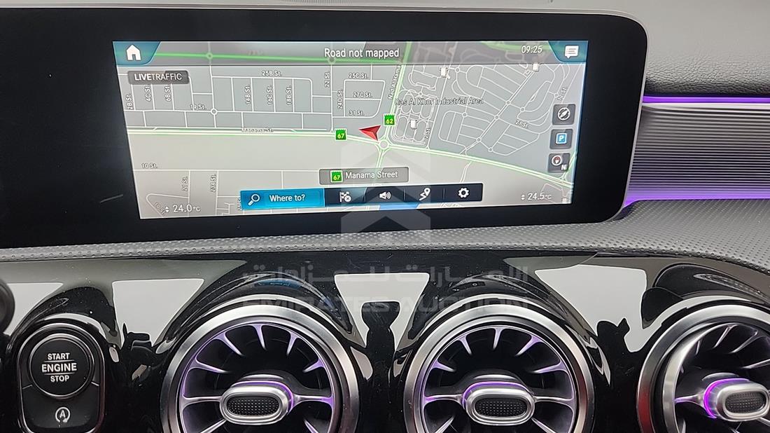 مرسيدس A 35 2020 — نظم الترفيه وكاميرا المراقبة والملاحة — صورة 19