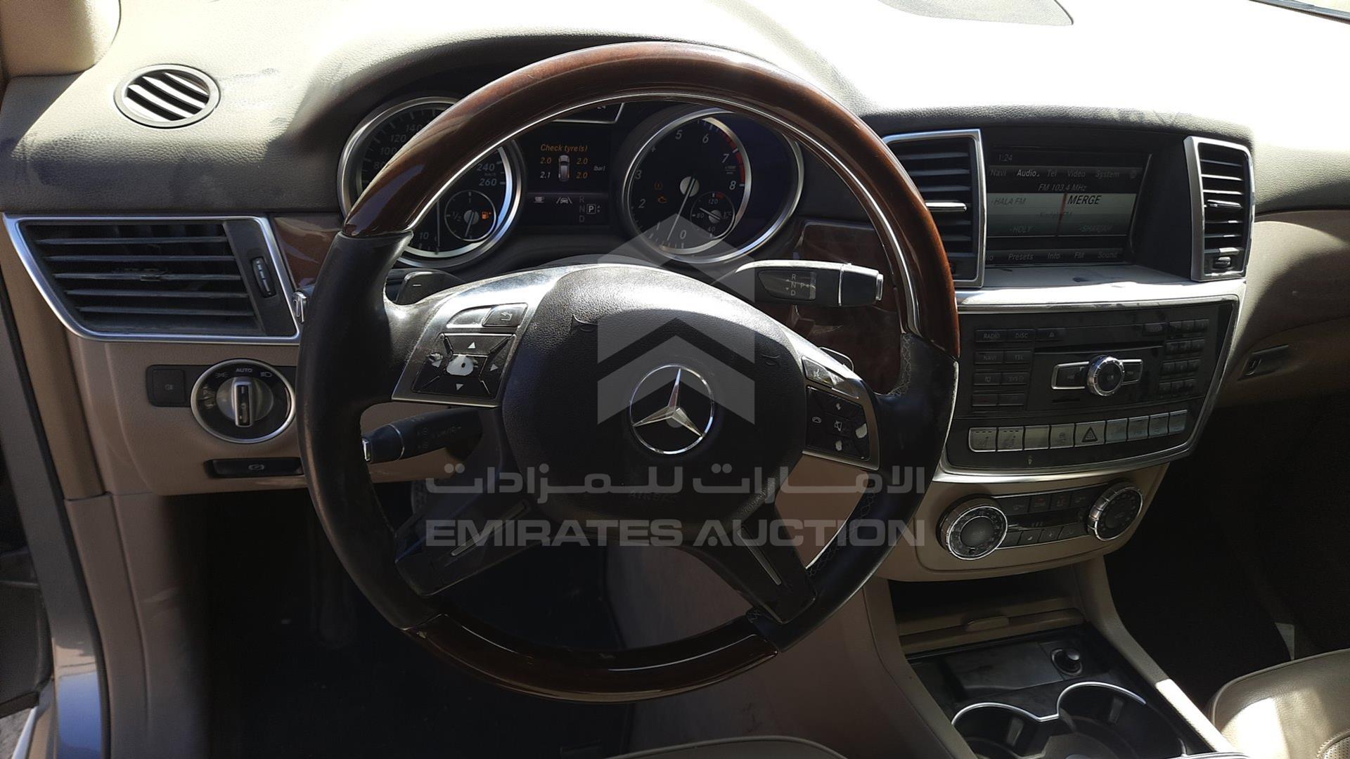 0 MERCEDES ML 500 VIN: WDCDA7DB7DA123811