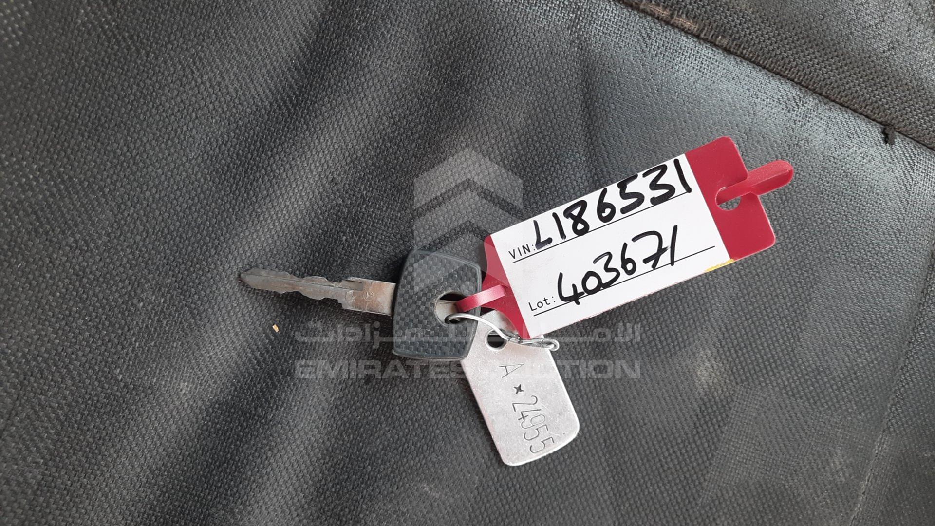 2007 MERCEDES ACTROS VIN: WDAKHCAA77L186531