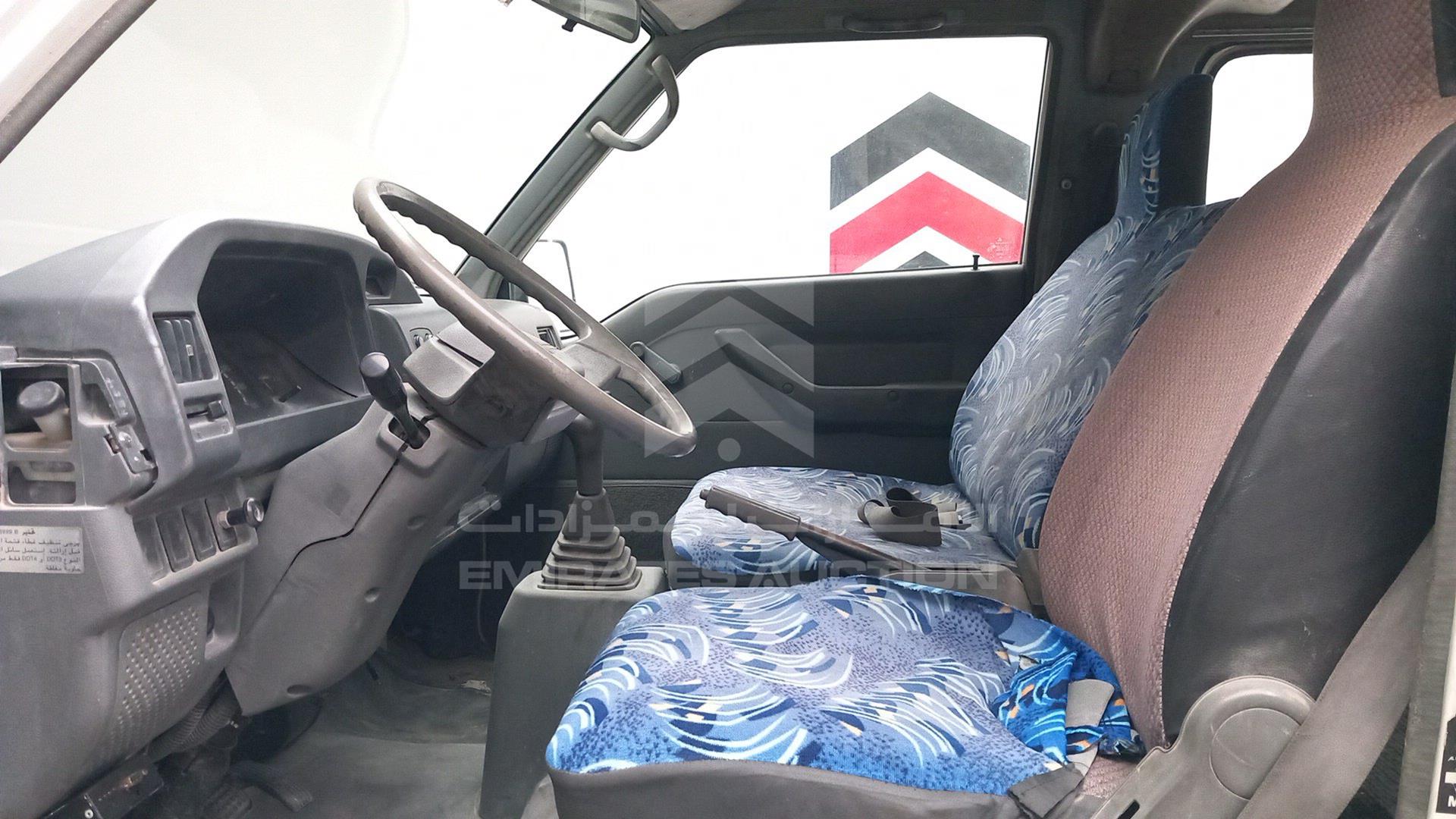 2014 MITSUBISHI L 300 VIN: JMYHNP13WEA701035