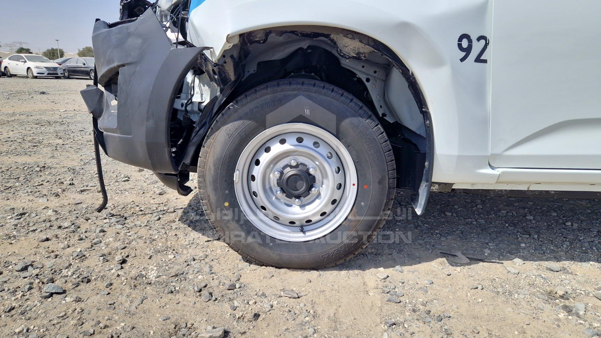 2024 ISUZU D-MAX VIN: MPAEL3376RT008775