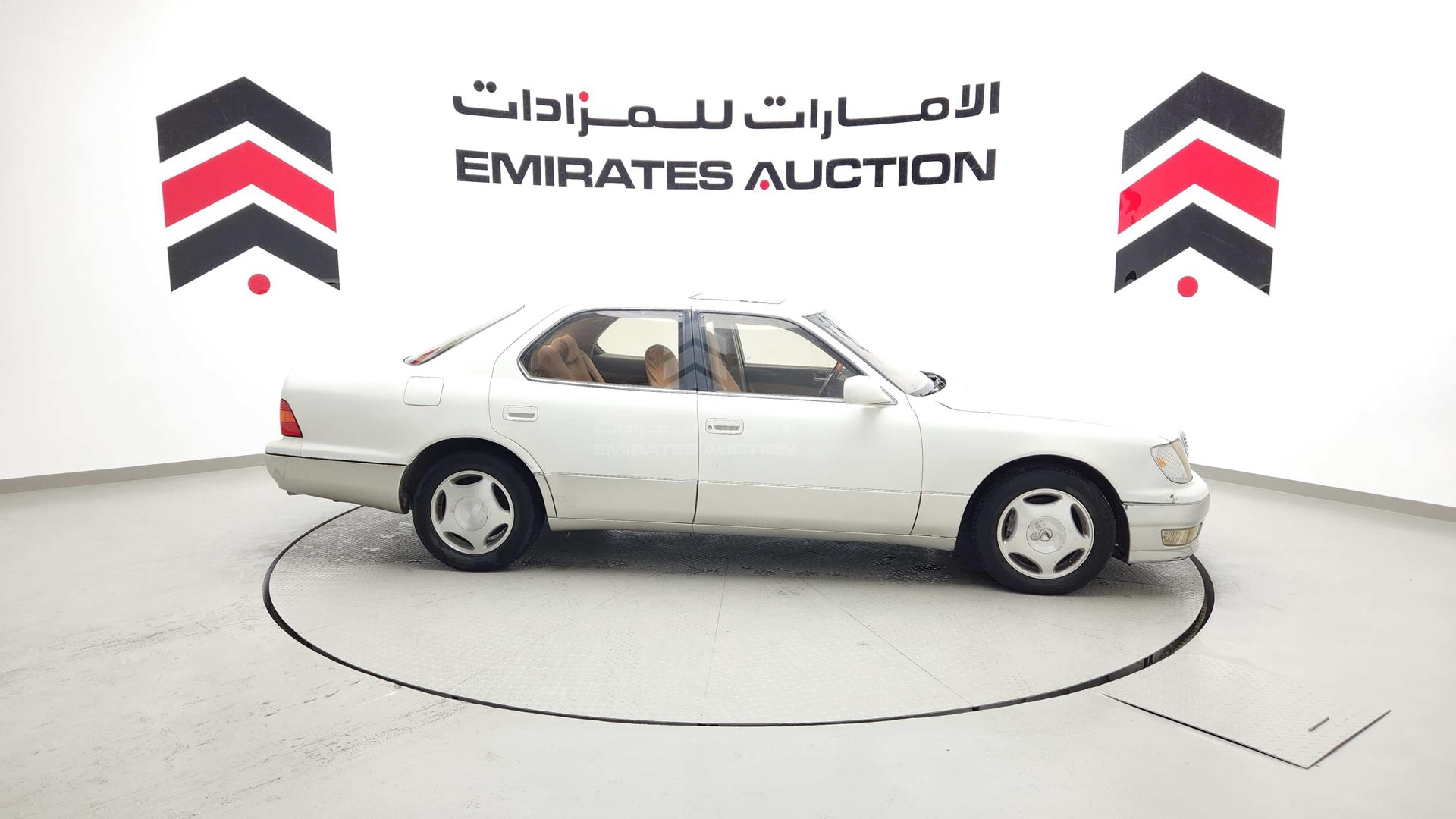 1999 LEXUS LS400 VIN: JT8BH28FXX0159817