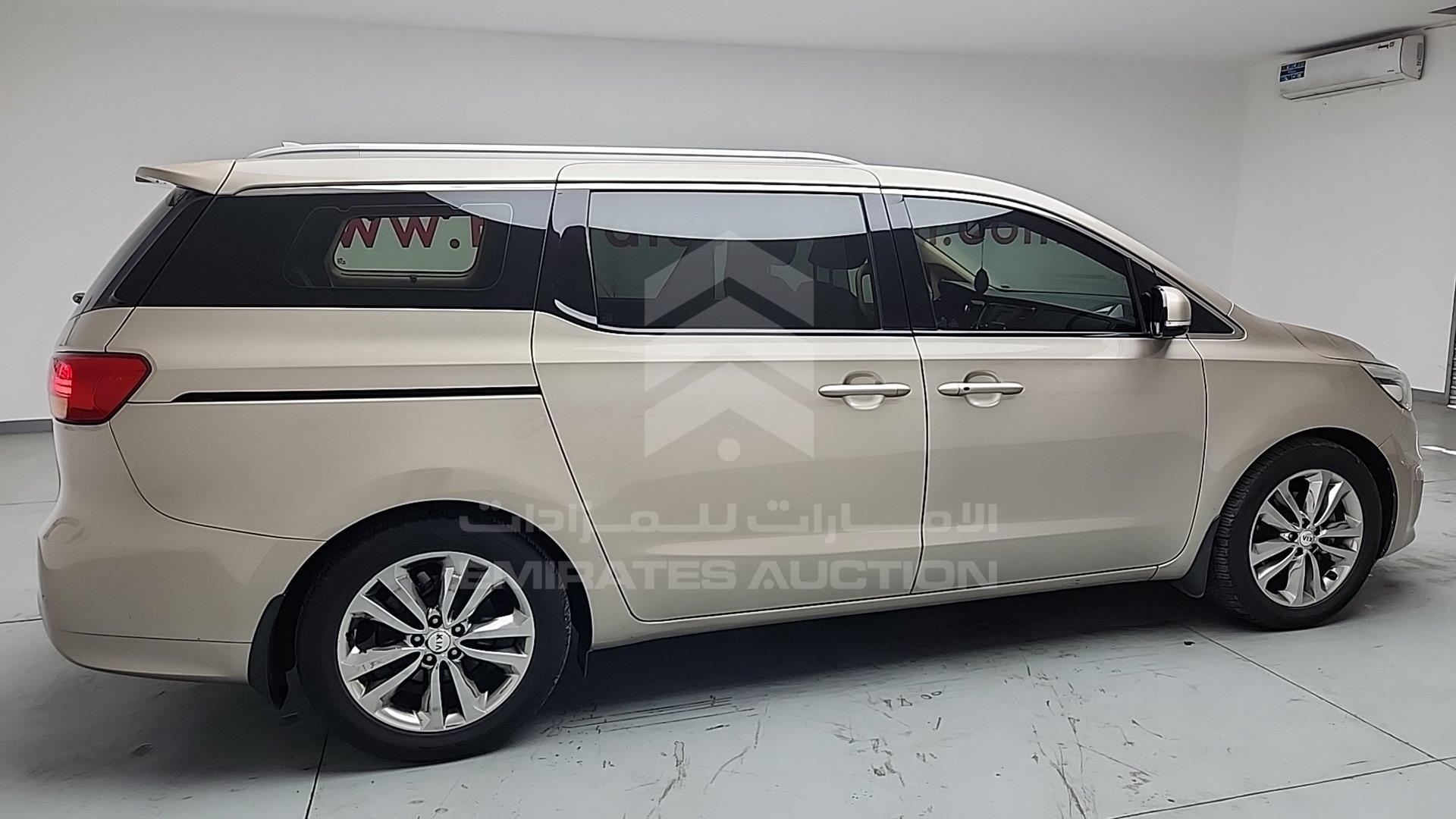 2016 KIA CARNIVAL VIN: KNAMC8121G6169908