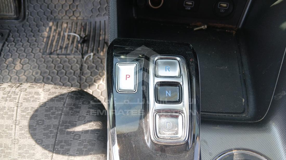 2021 Hyundai Sonata Hybrid — Gear View — Photo 18