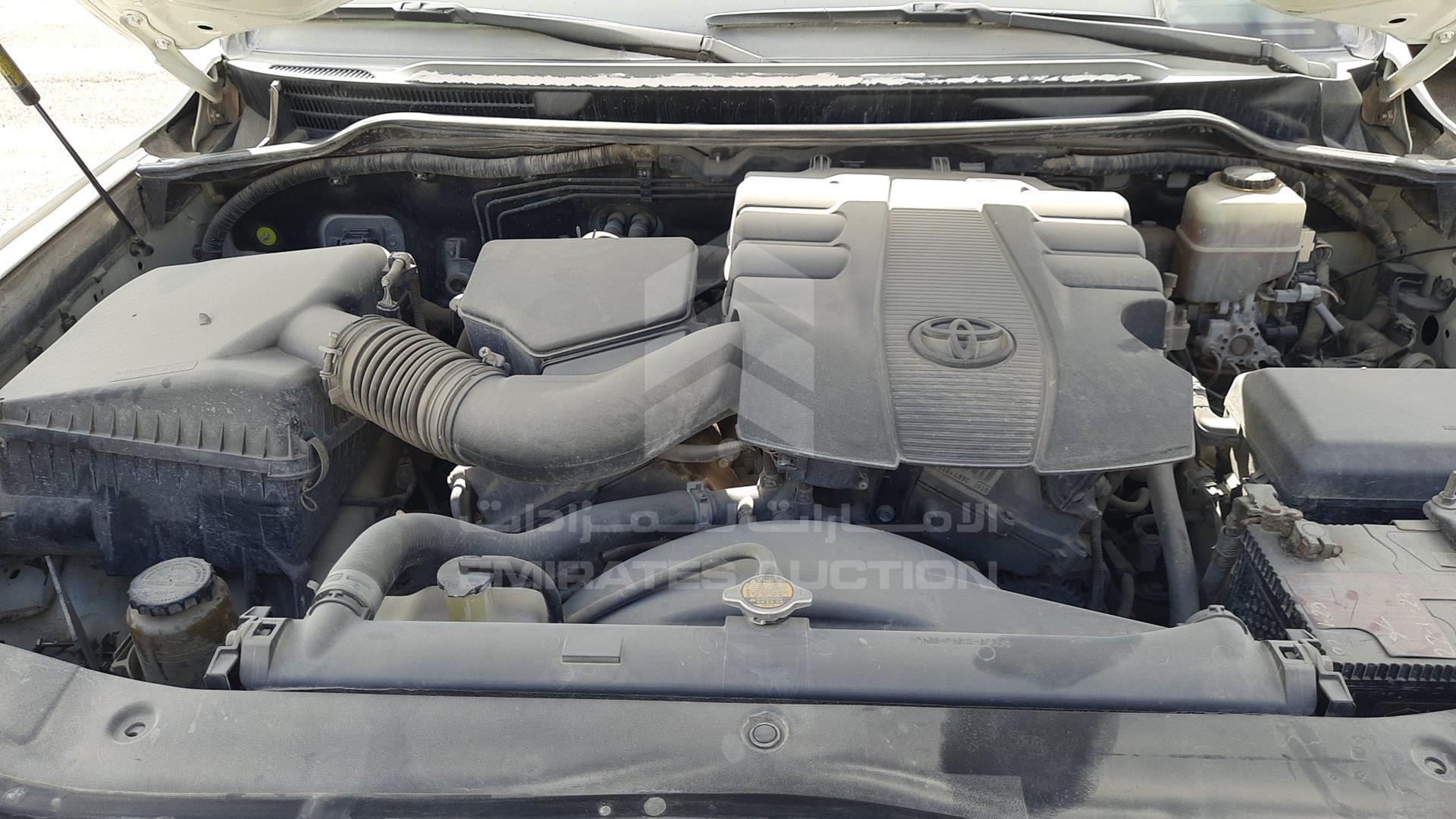 2014 TOYOTA LAND CRUISER VIN: JTMDU09J8E4094677