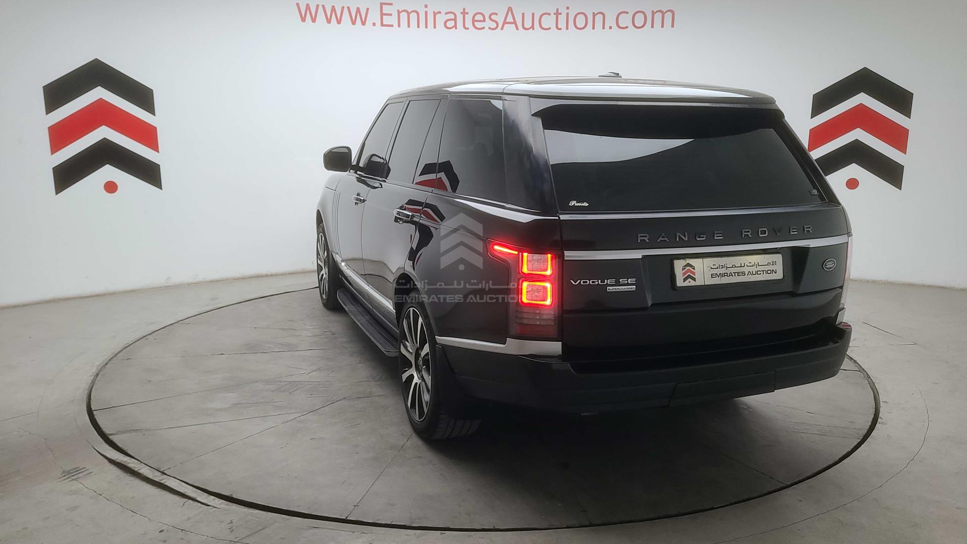 2015 RANGE ROVER VOGUE VIN: SALGA2EF5FA226826