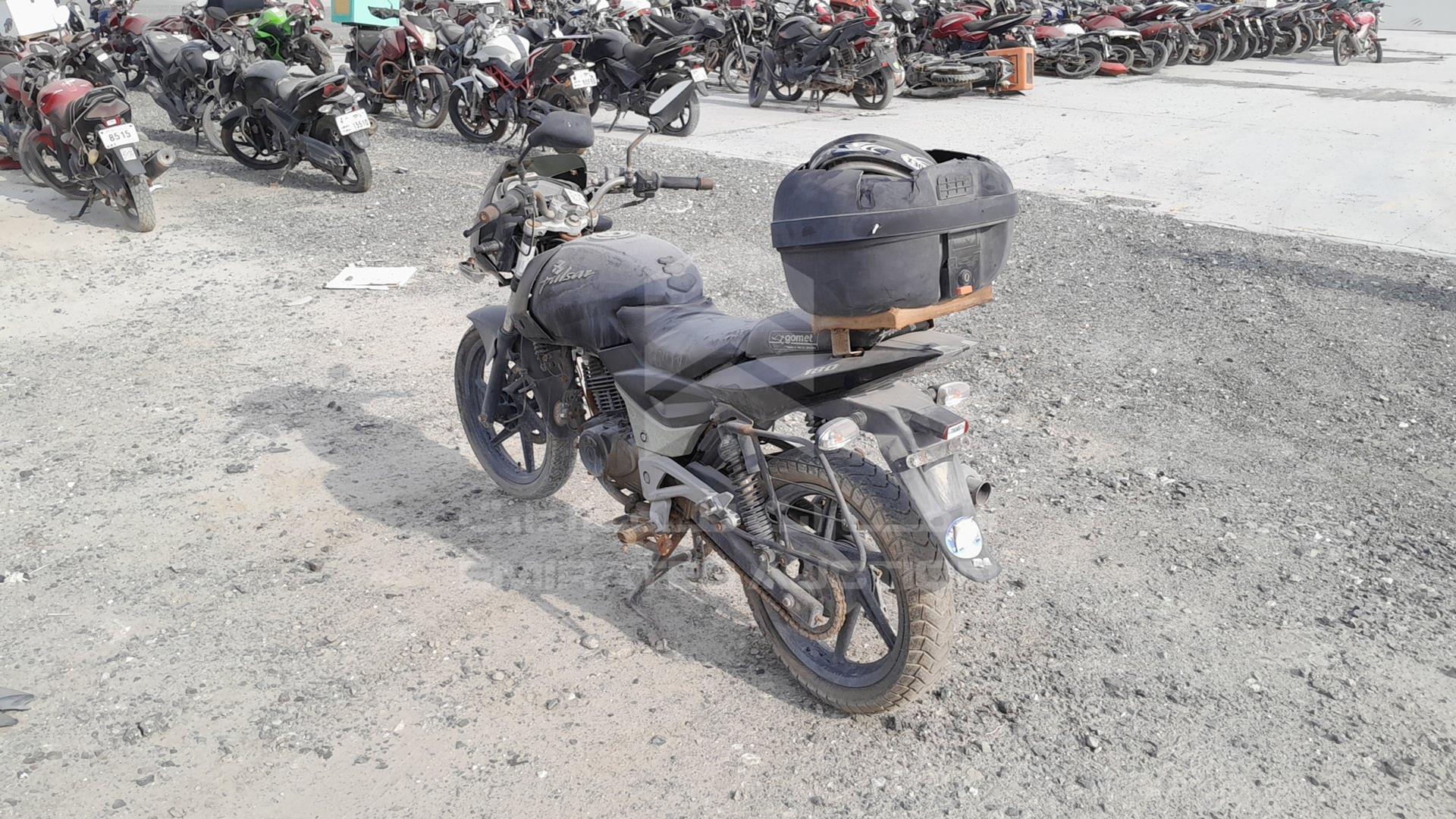 2009 BAJAJ PULSAR 200 CC VIN: MD2DHJCZZRCG27569