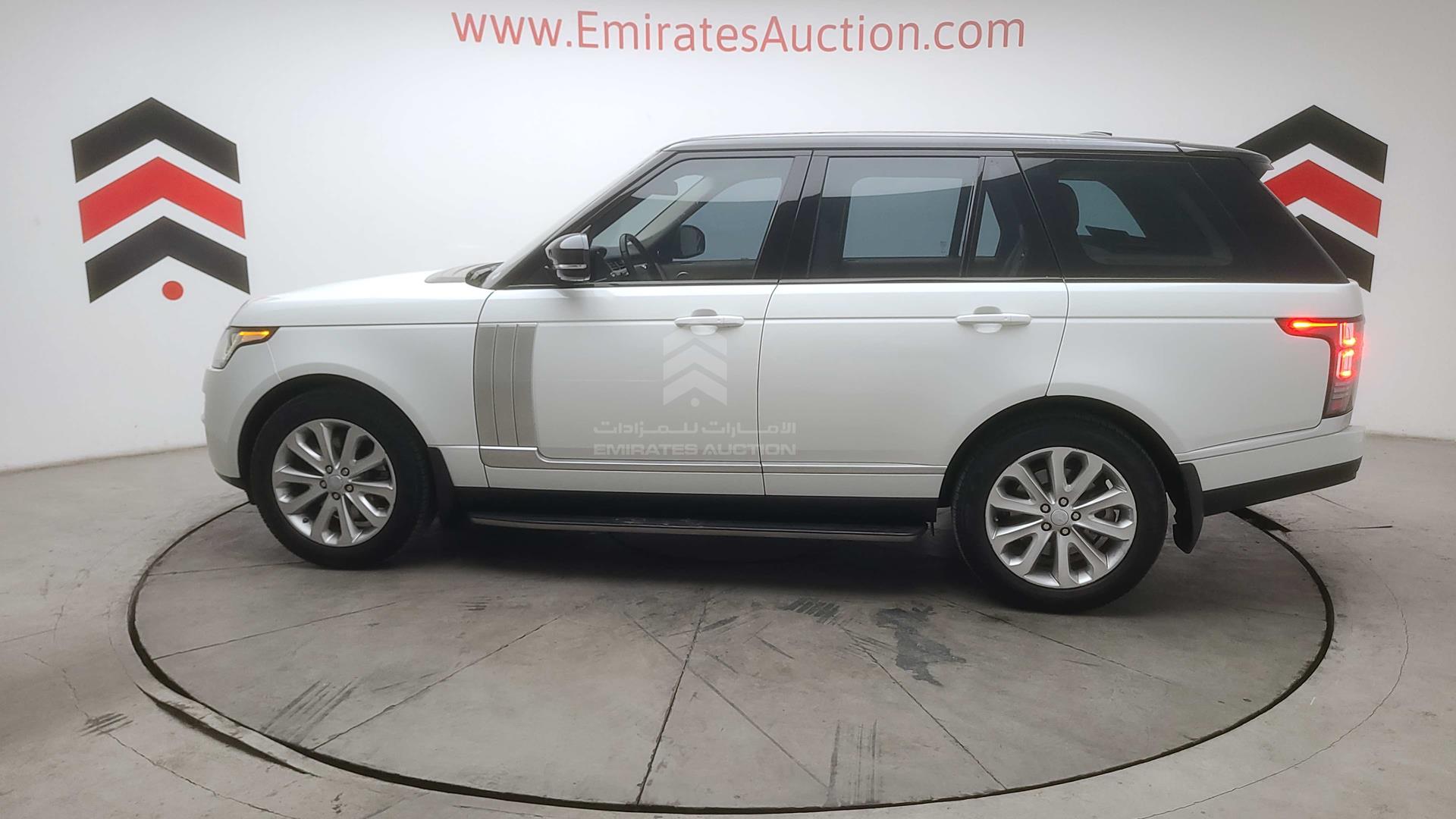 2016 RANGE ROVER HSE VIN: SALGA2DF2GA309276