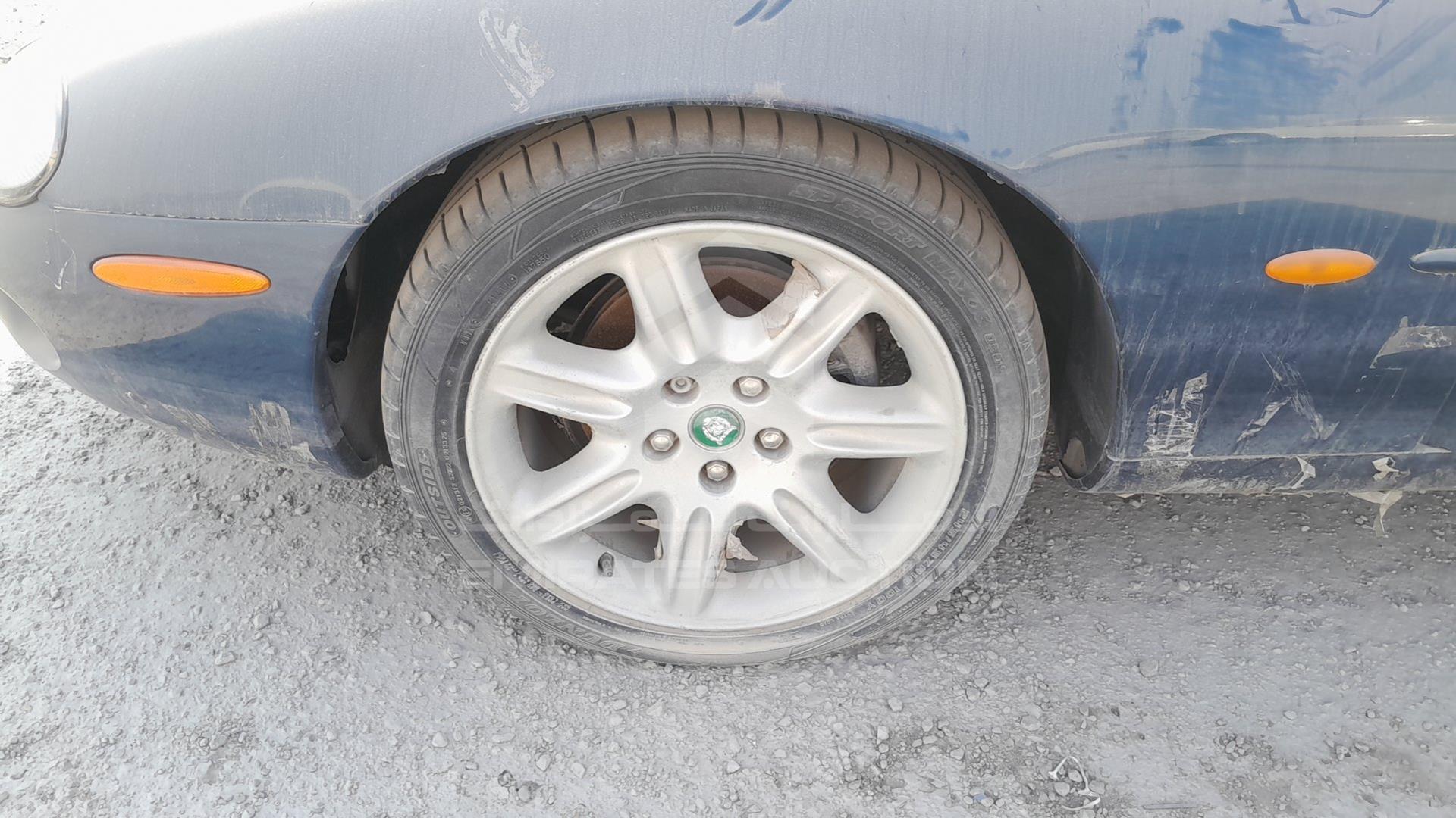 1998 JAGUAR XK VIN: SAJJGAFD4AC018861