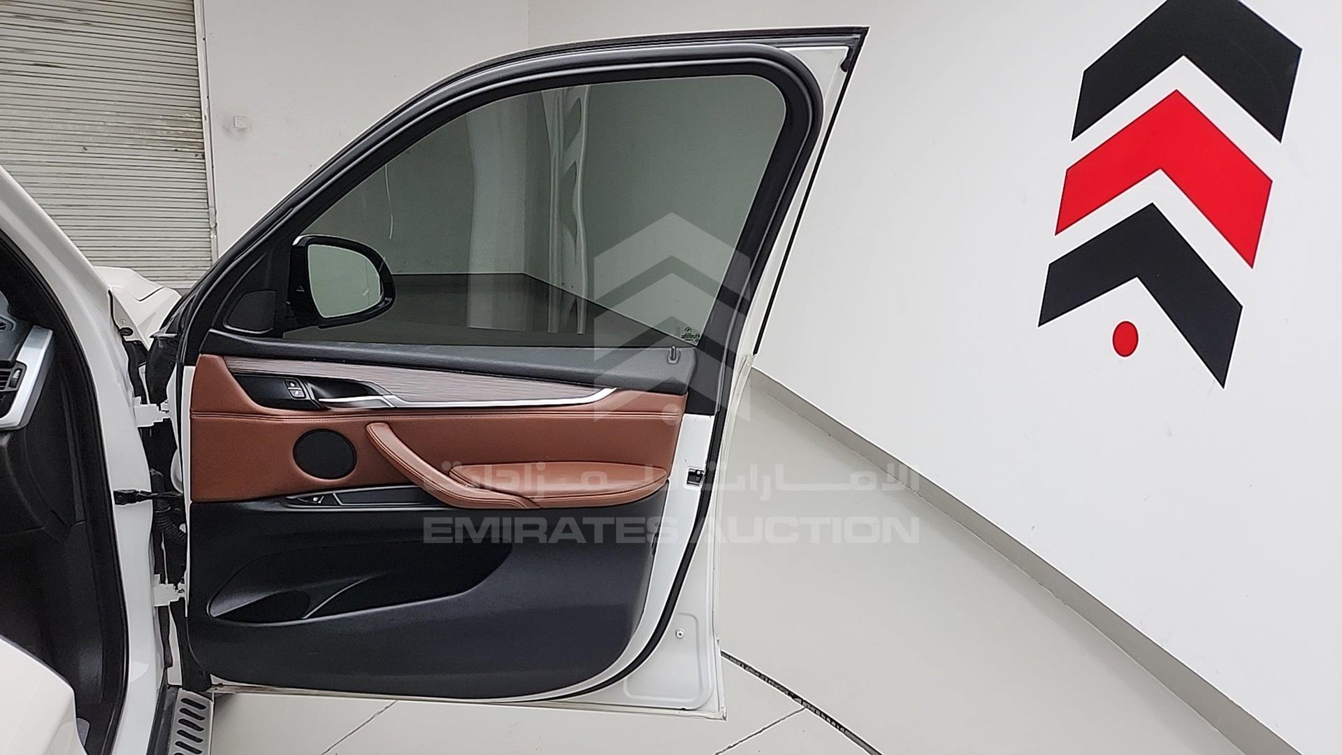 2014 BMW X5 VIN: WBAKR6101E0G97346