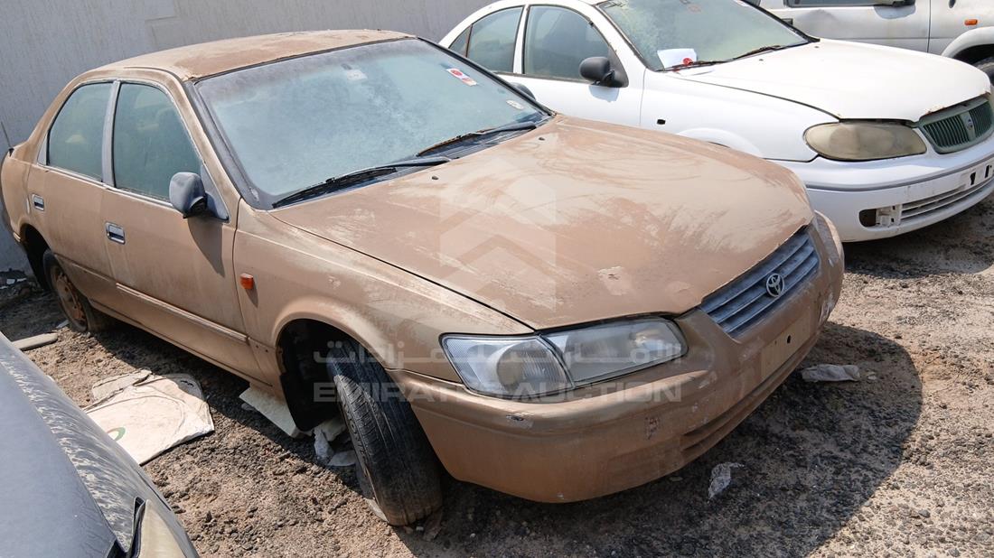 2000 Toyota Camry — Front Right Angle — Photo 9