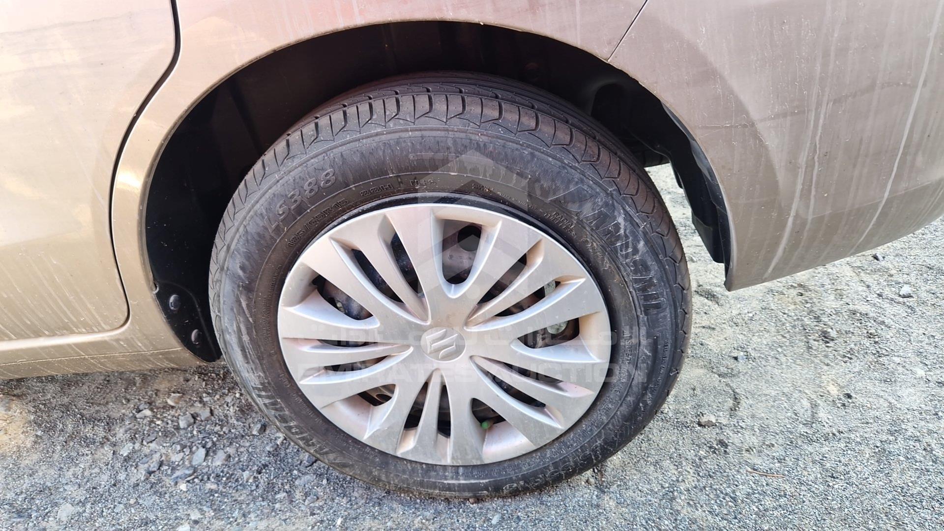 2015 SUZUKI ERTIGA VIN: MA3ZE8A11F0261397
