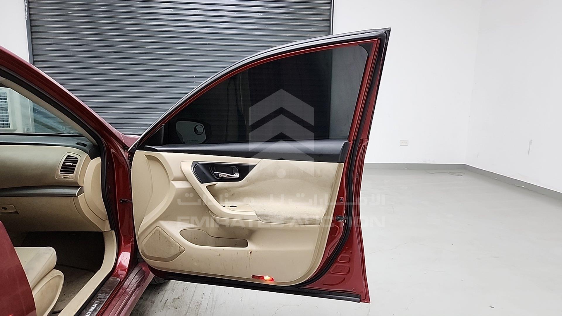 2014 NISSAN ALTIMA VIN: 1N4AL3A9XEC137047