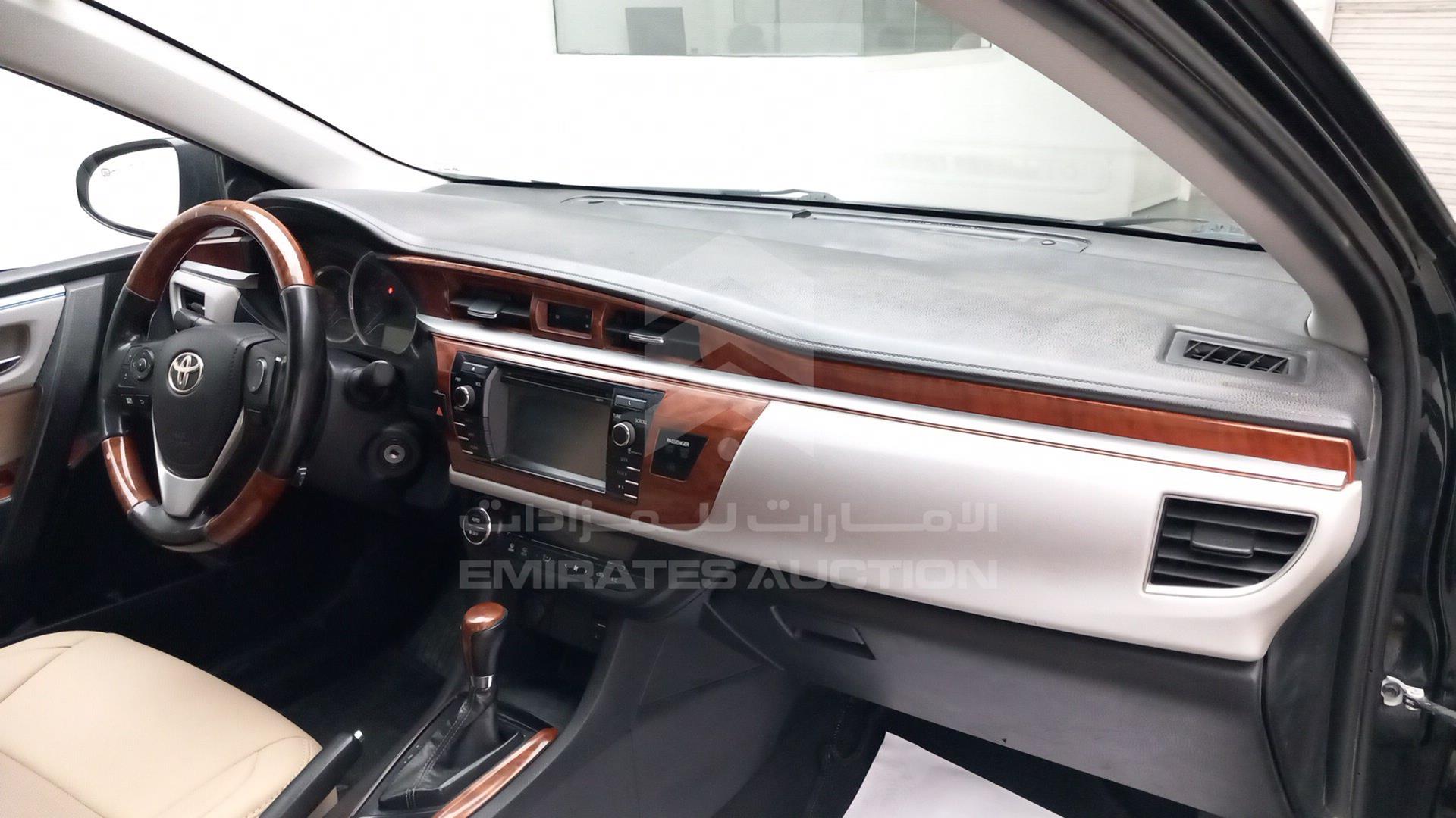 2016 TOYOTA COROLLA VIN: 2T1BURHE8GC484372