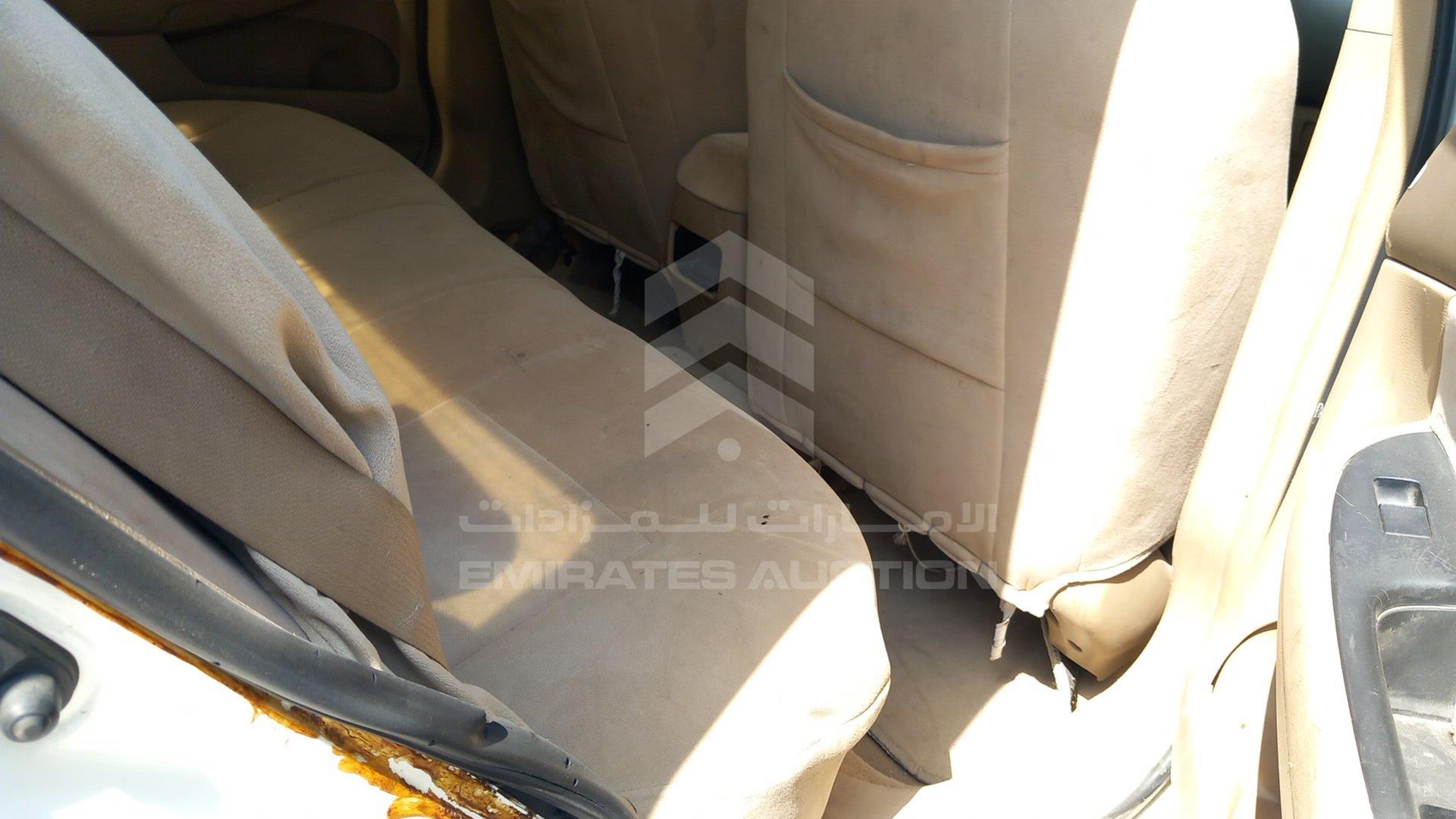 2005 HONDA ACCORD VIN: JHMCM56565C400442
