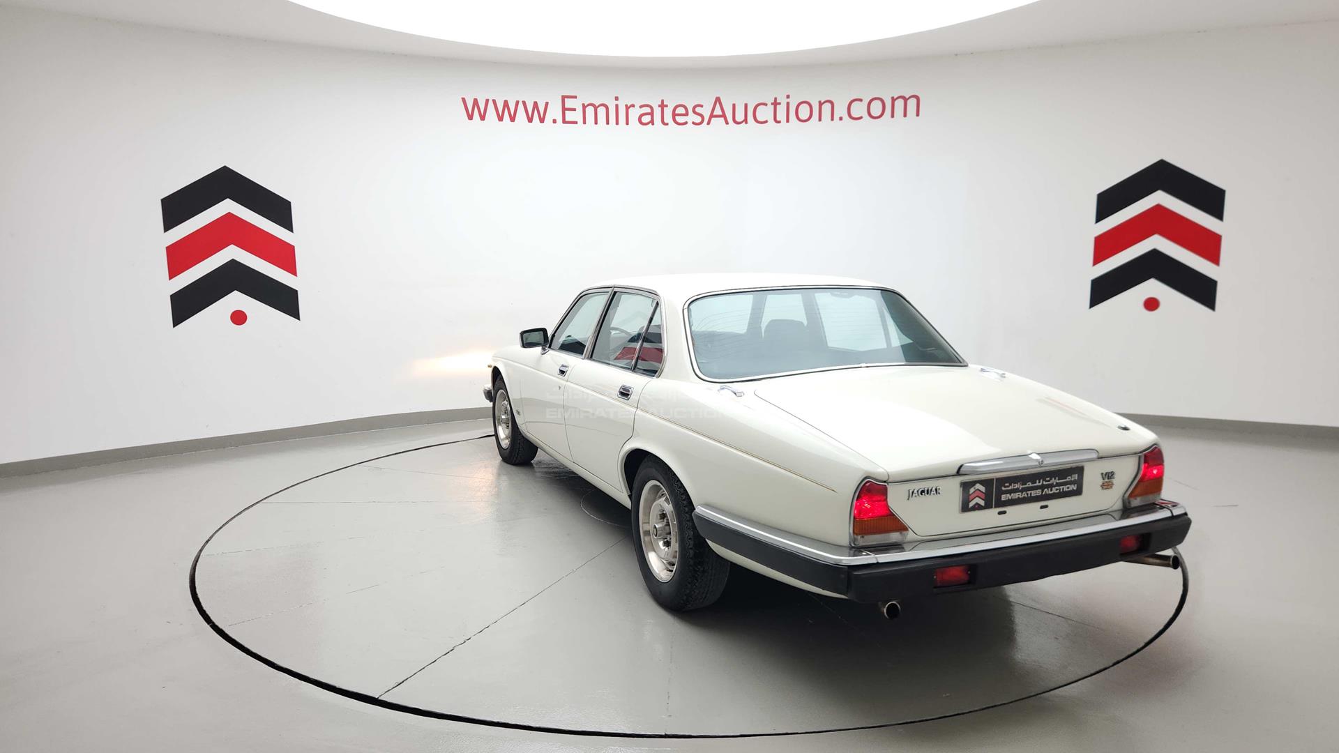 1979 JAGUAR XJ 6 VIN: JBALW4CC306220