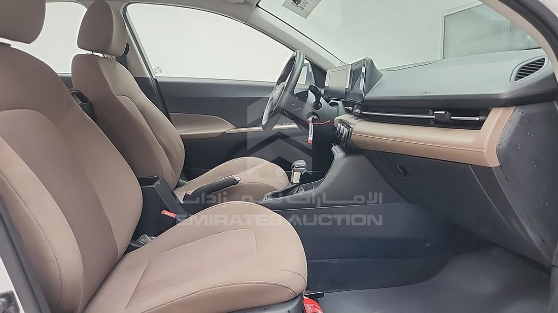2025 Hyundai Accent — Front Right Passenger Seat View — Photo 28