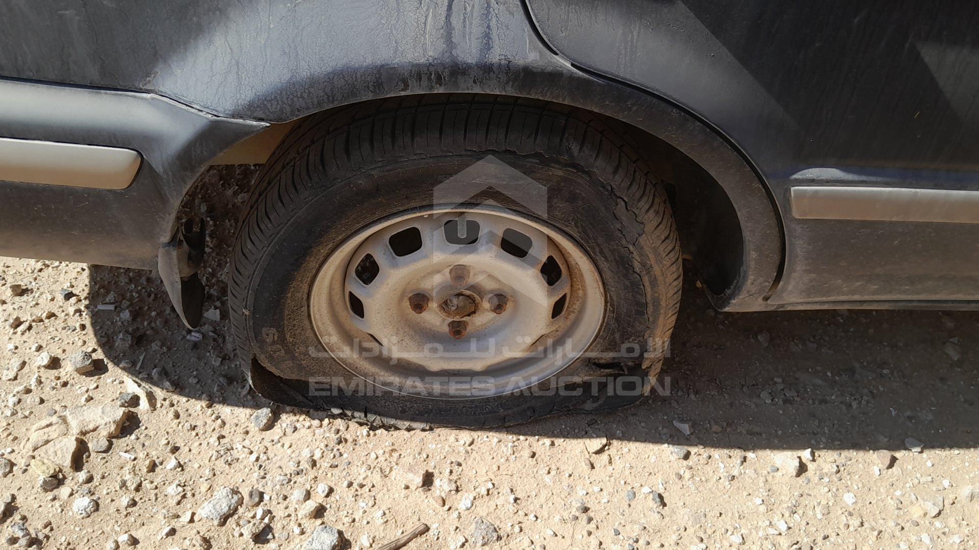 1999 TOYOTA TERCEL VIN: JT2BJ53L5X0095702