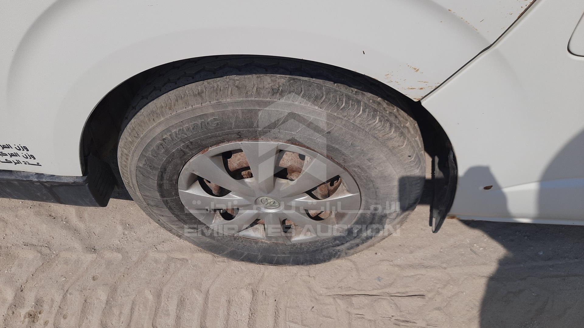 2010 TOYOTA HIACE VIN: JTGJX02P8A0033083
