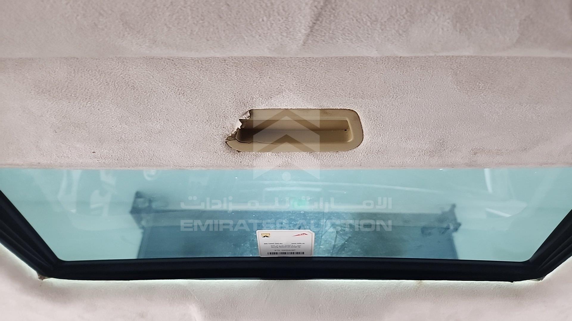 2011 JAGUAR XF VIN: SAJAA07DXBFR83989