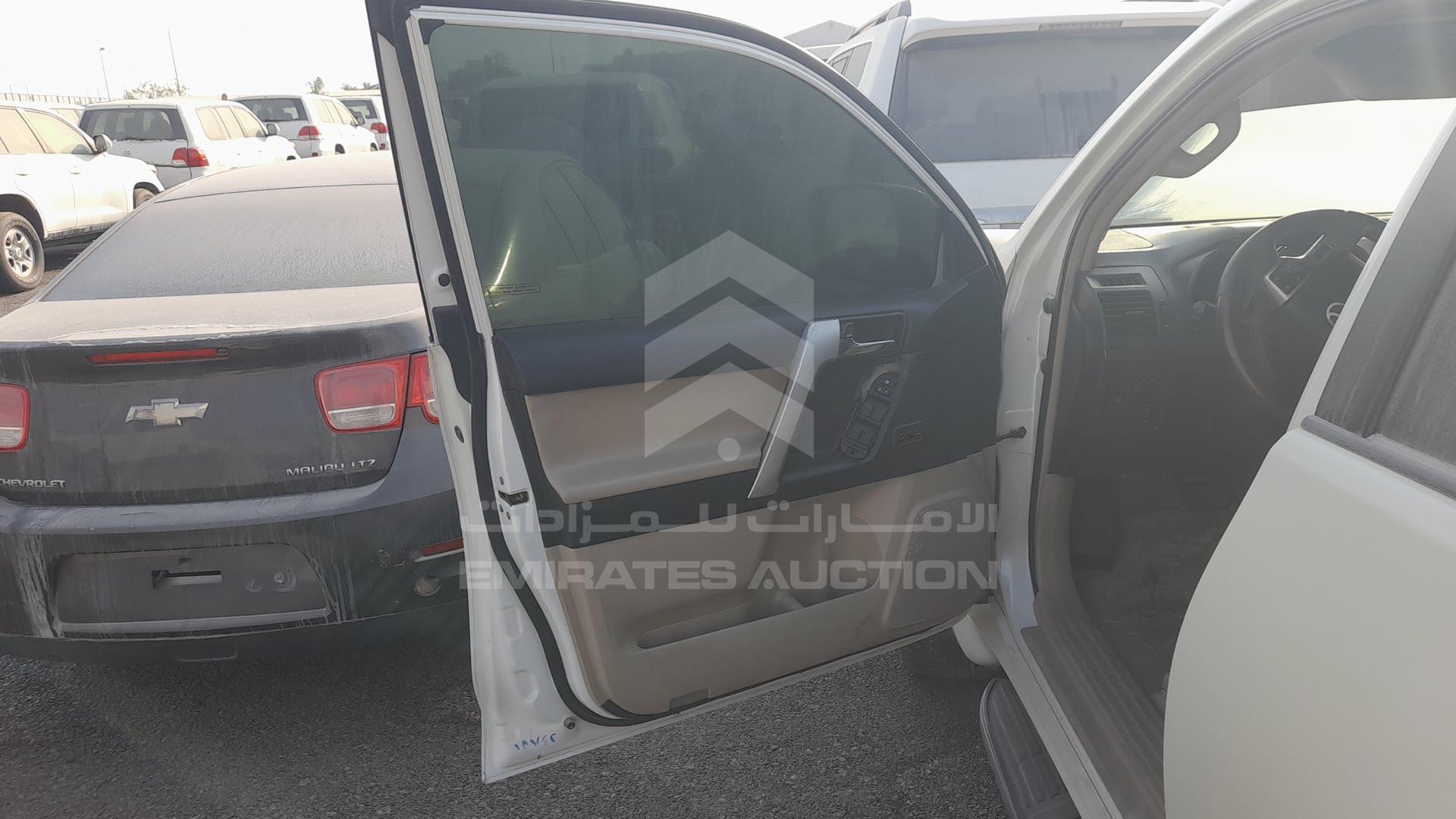 2010 TOYOTA LAND CRUISER PRADO VIN: JTEBU3FJ8AK011909