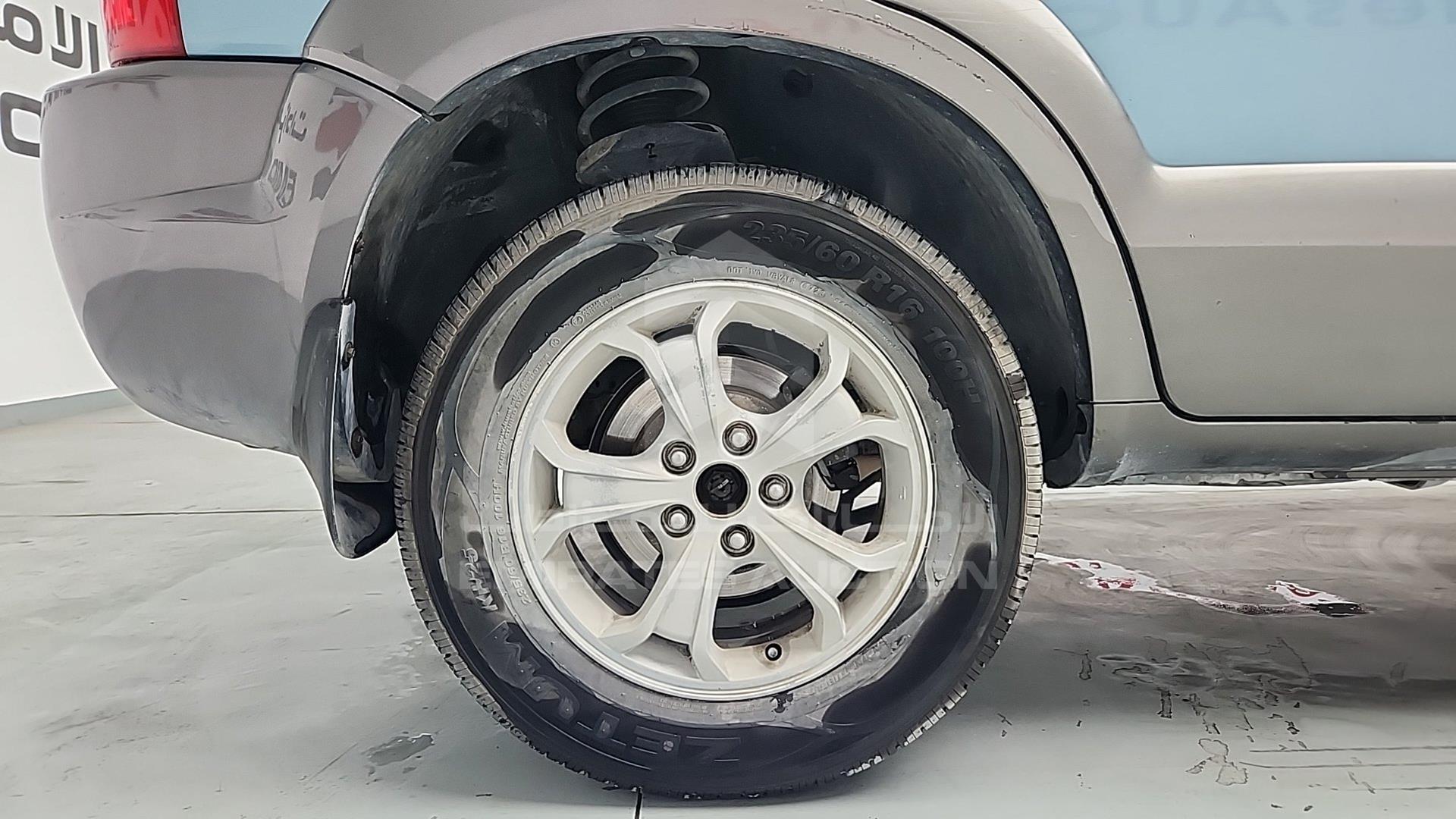2009 HYUNDAI TUCSON VIN: KMHJM81BX9U992446