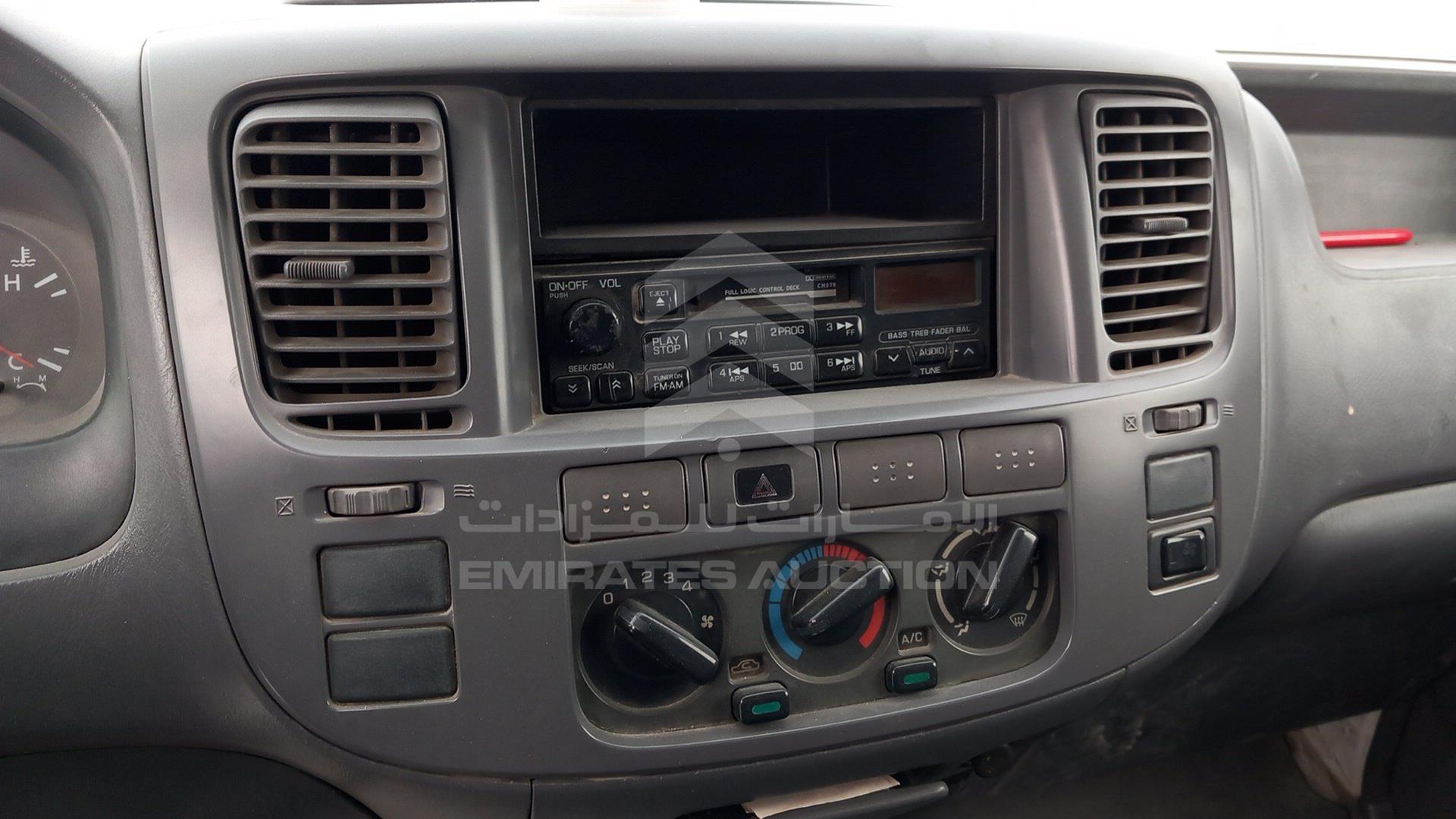 2002 NISSAN URVAN VIN: JN6FE52S12X400020