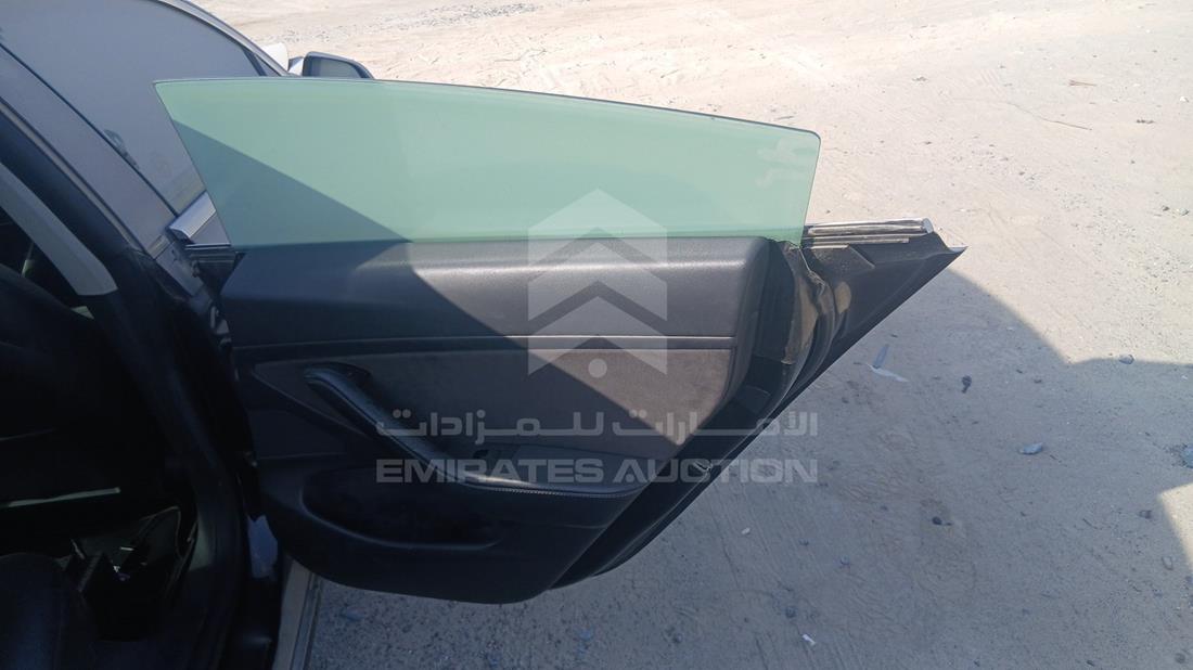 تيسلا موديل 3 2020 — الباب الخلفي الأيمن — صورة 22