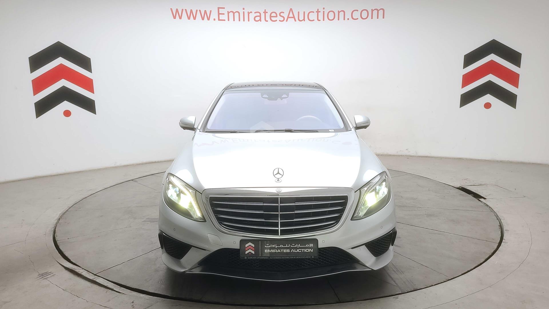 2015 MERCEDES S 63 AMG VIN: WDDUG7JB7FA074434