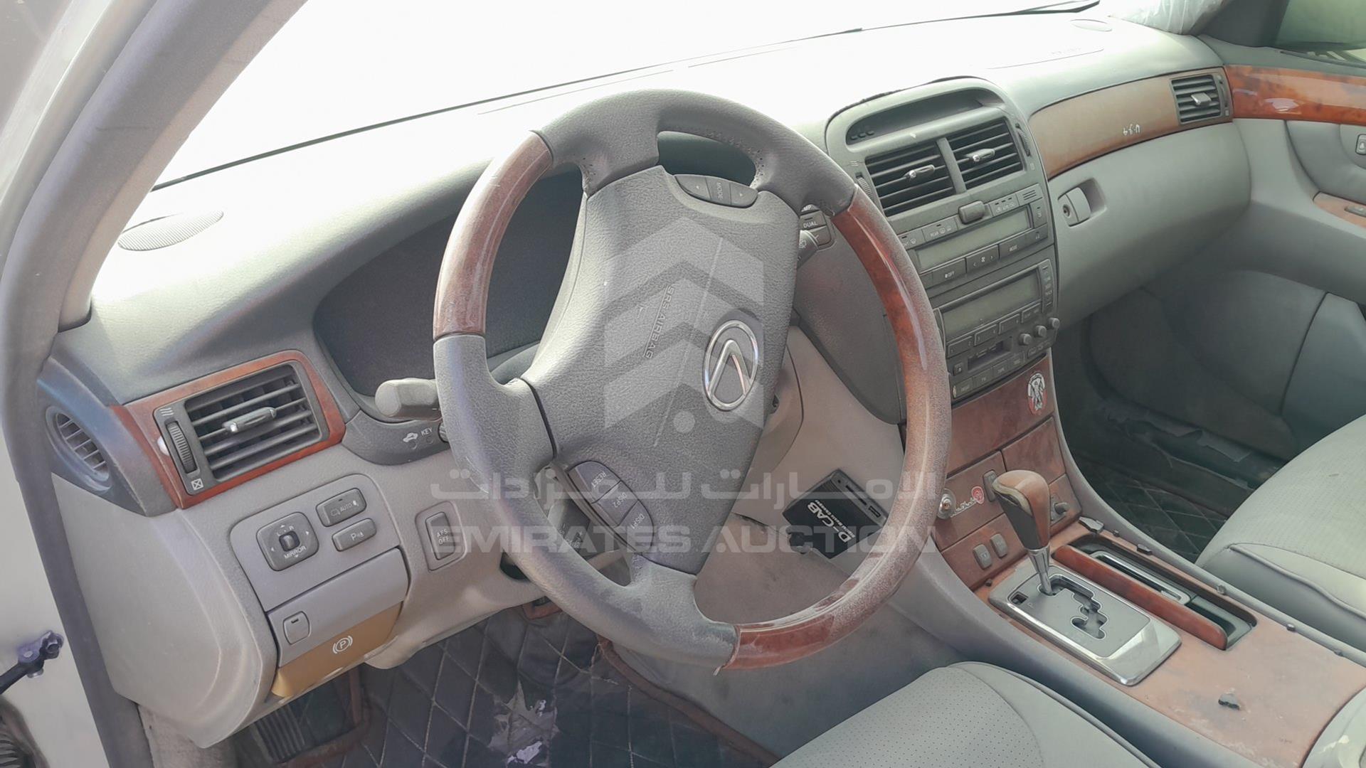 2005 LEXUS LS 430 VIN: JTHBN36F255013817