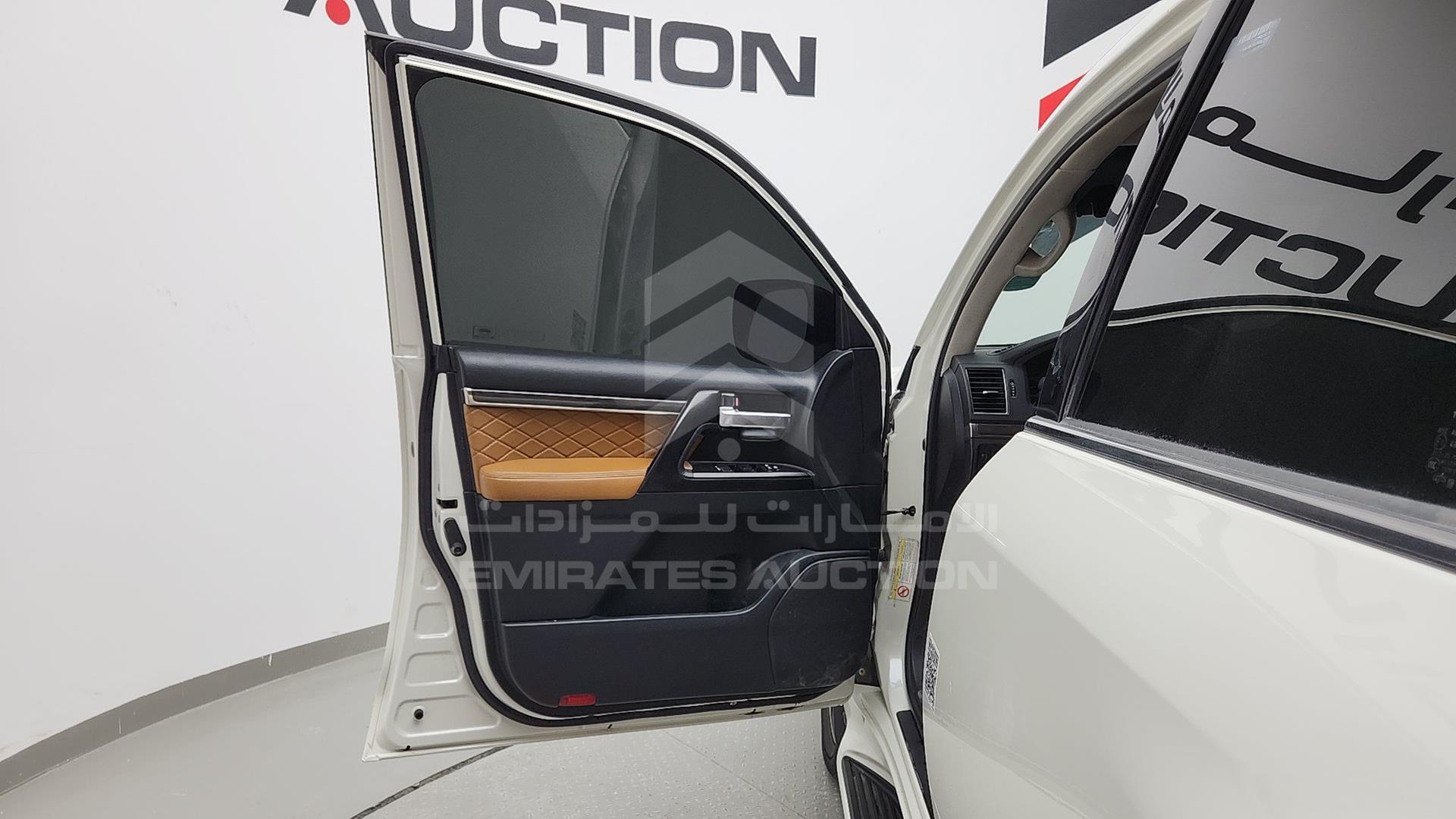 2021 TOYOTA LAND CRUISER VIN: JTMHX01J2M4226139
