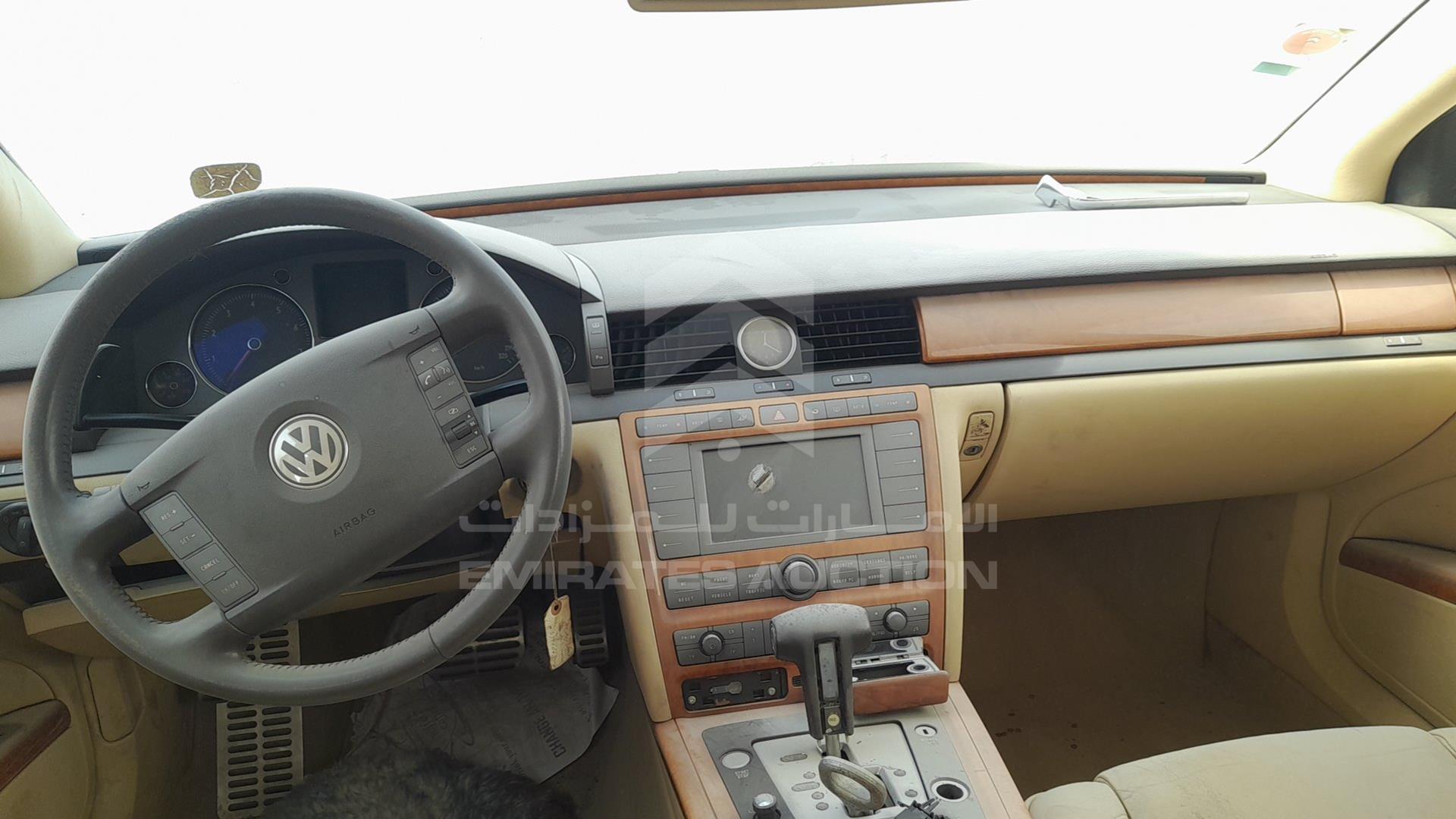 2005 VOLKSWAGEN PHAETON VIN: WVWAG53D658001061