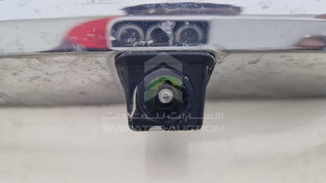 2004 Toyota Sienna — Rear Camera & 360 View — Photo 28