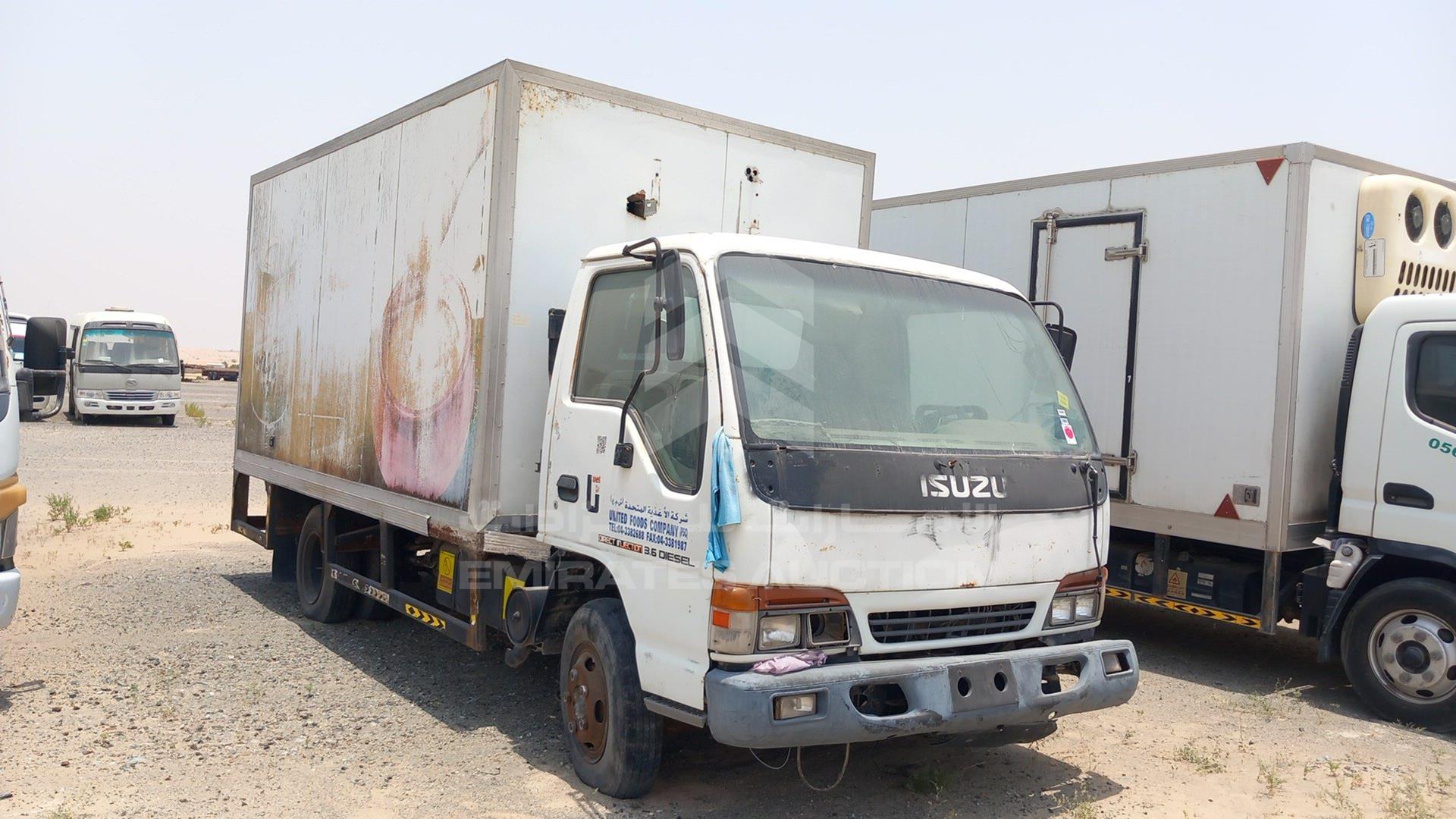 1999 ISUZU NPR VIN: JAAJP34B6X7P01521