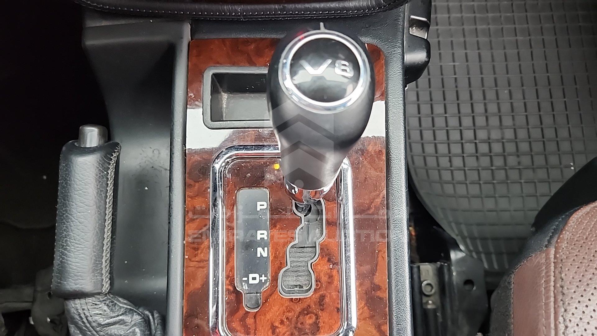2010 MERCEDES G 500 VIN: WDCYC3GF2AX182583